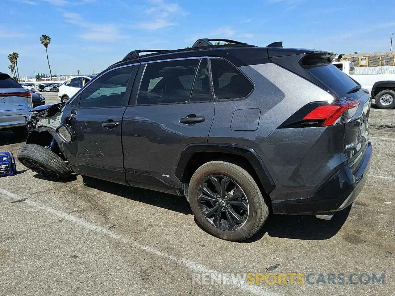 2 Photograph of a damaged car 4T3E6RFV7RU142432 TOYOTA RAV4 2024