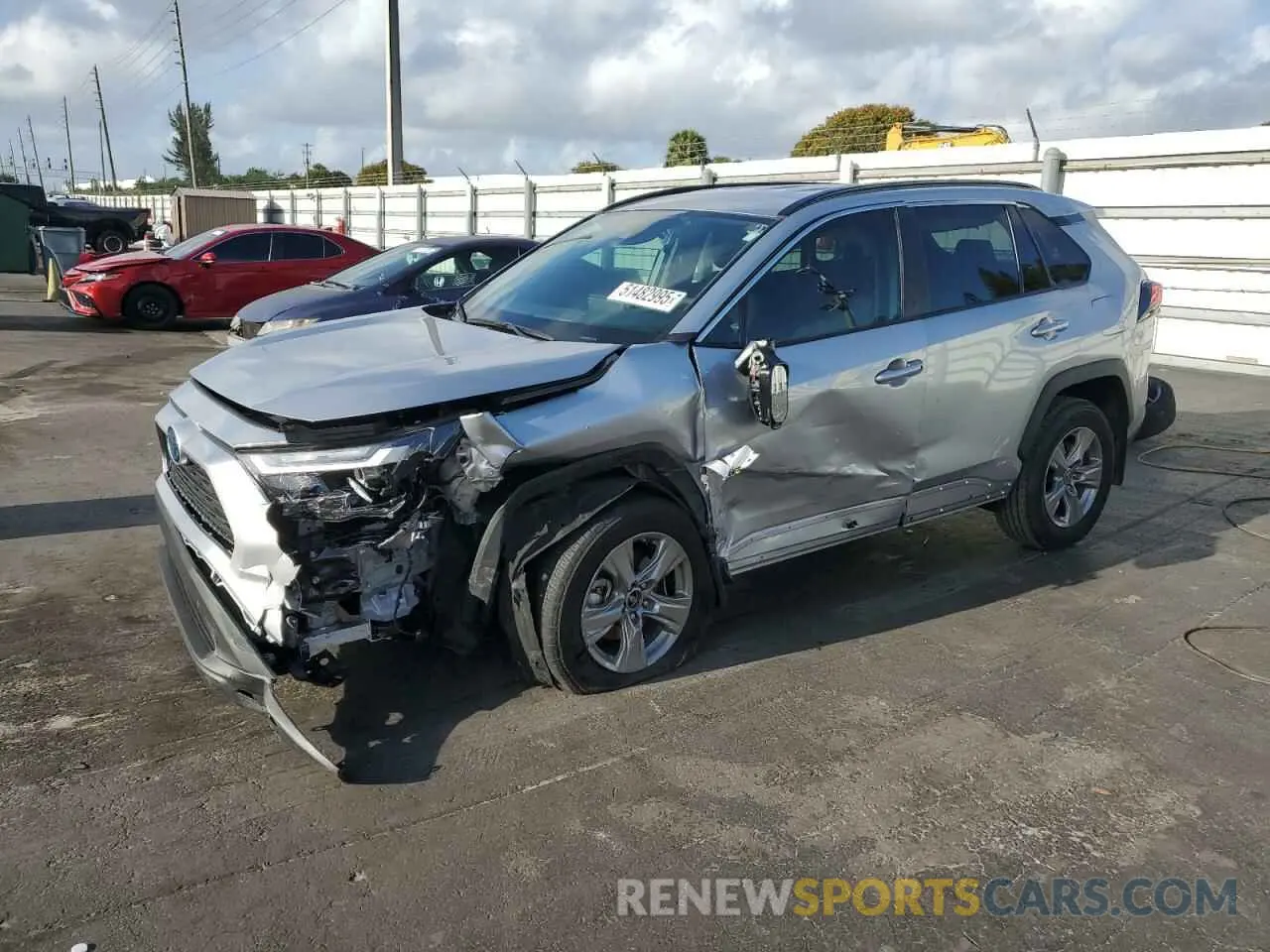 1 Photograph of a damaged car 4T3LWRFV0RU148547 TOYOTA RAV4 2024