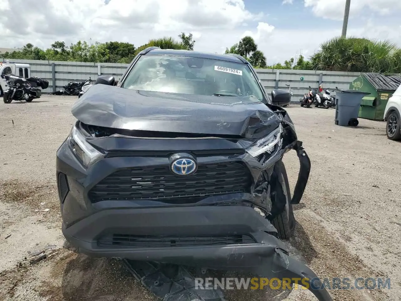 5 Photograph of a damaged car 4T3LWRFV1RU126279 TOYOTA RAV4 2024