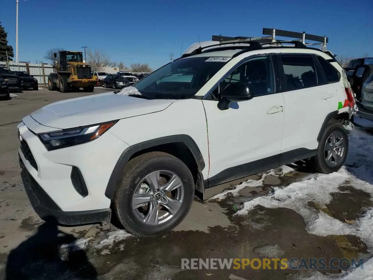 1 Photograph of a damaged car 4T3LWRFV2RU114030 TOYOTA RAV4 2024