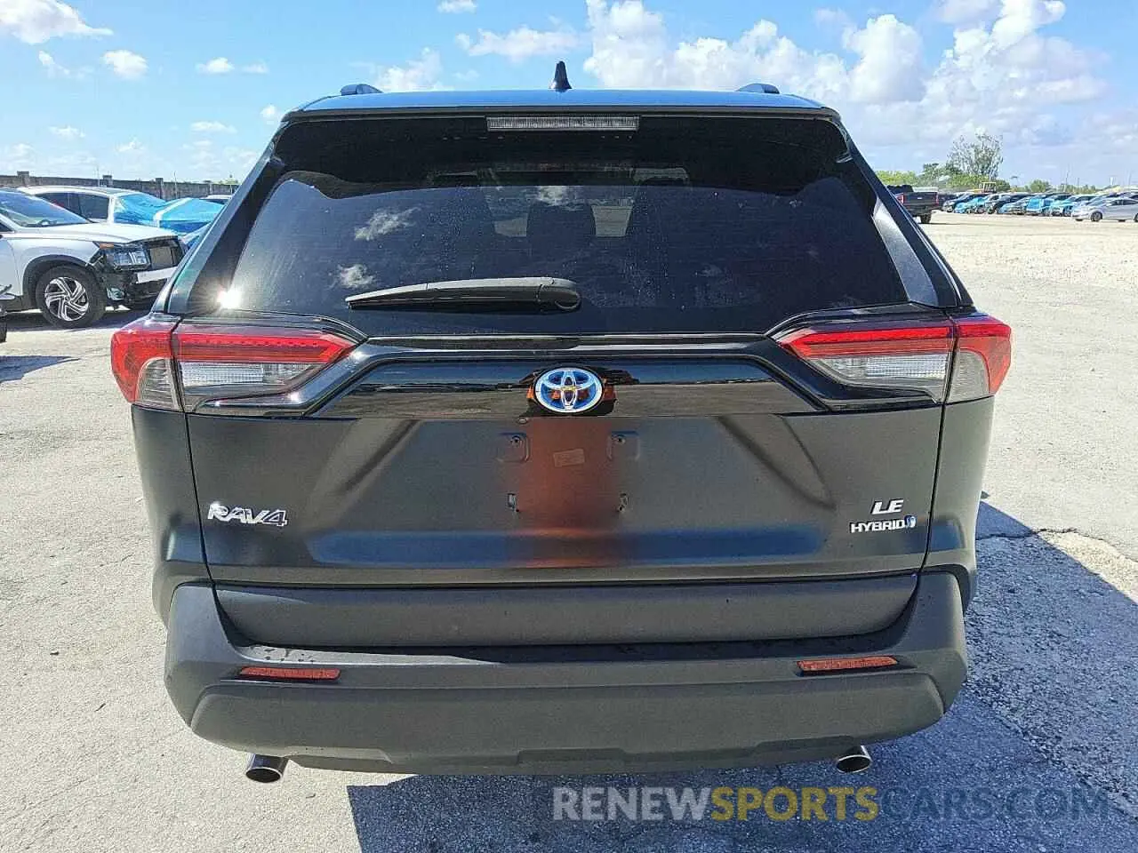 6 Photograph of a damaged car 4T3LWRFV4RU125921 TOYOTA RAV4 2024