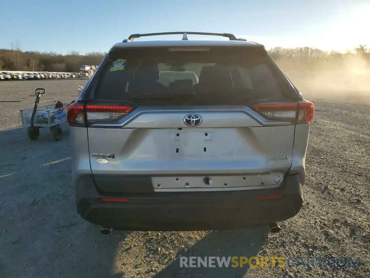 6 Photograph of a damaged car 4T3LWRFV4RU143903 TOYOTA RAV4 2024