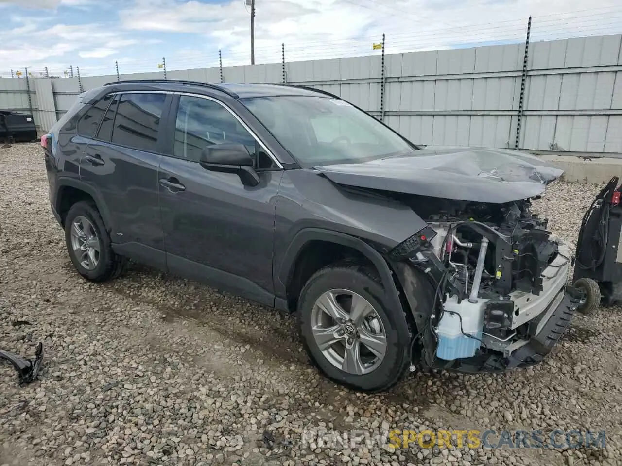 4 Photograph of a damaged car 4T3LWRFV4RU160992 TOYOTA RAV4 2024