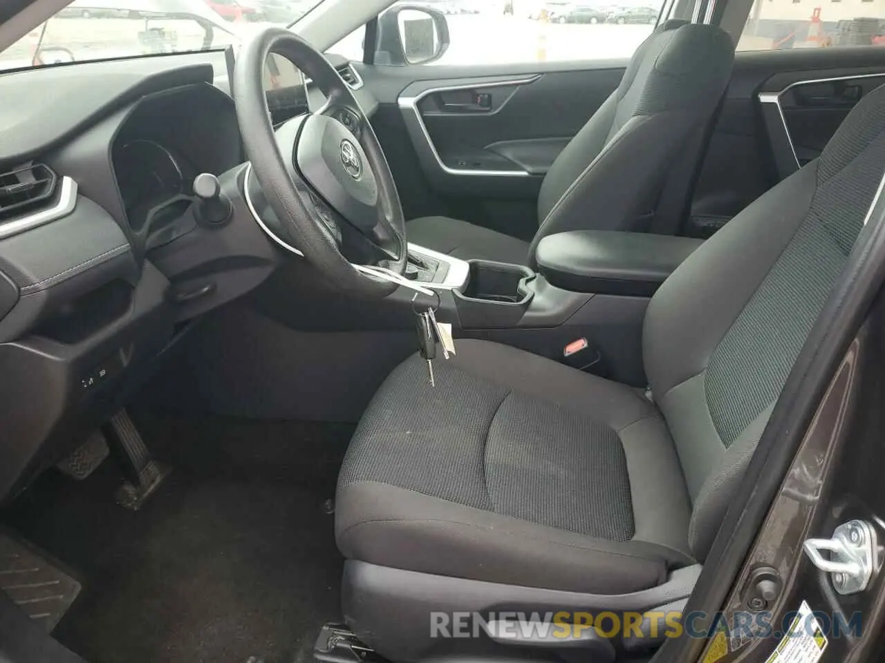 7 Photograph of a damaged car 4T3LWRFV4RU160992 TOYOTA RAV4 2024