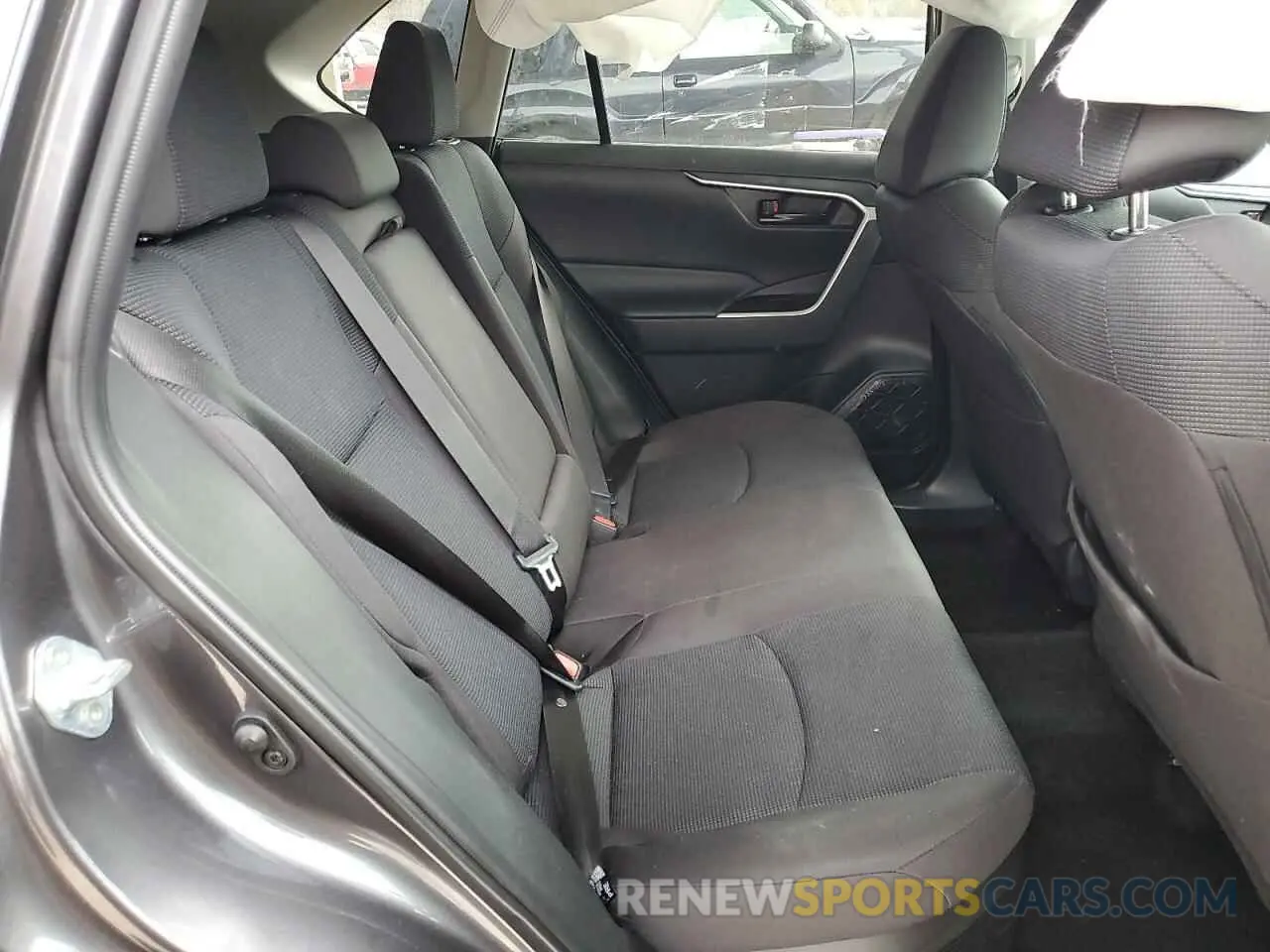 10 Photograph of a damaged car 4T3LWRFV5RU130397 TOYOTA RAV4 2024