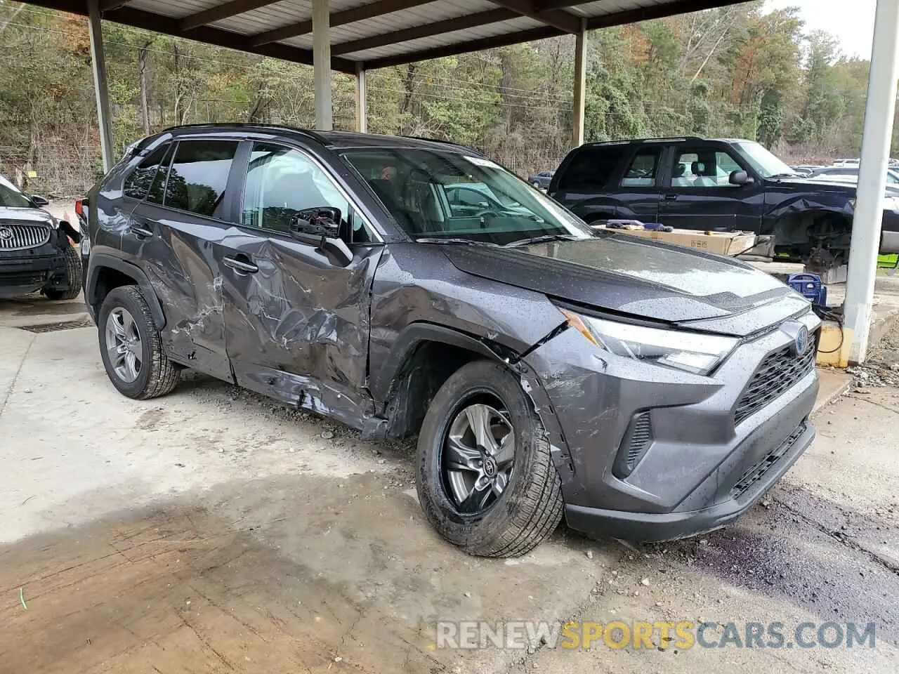 4 Photograph of a damaged car 4T3LWRFV5RU130397 TOYOTA RAV4 2024