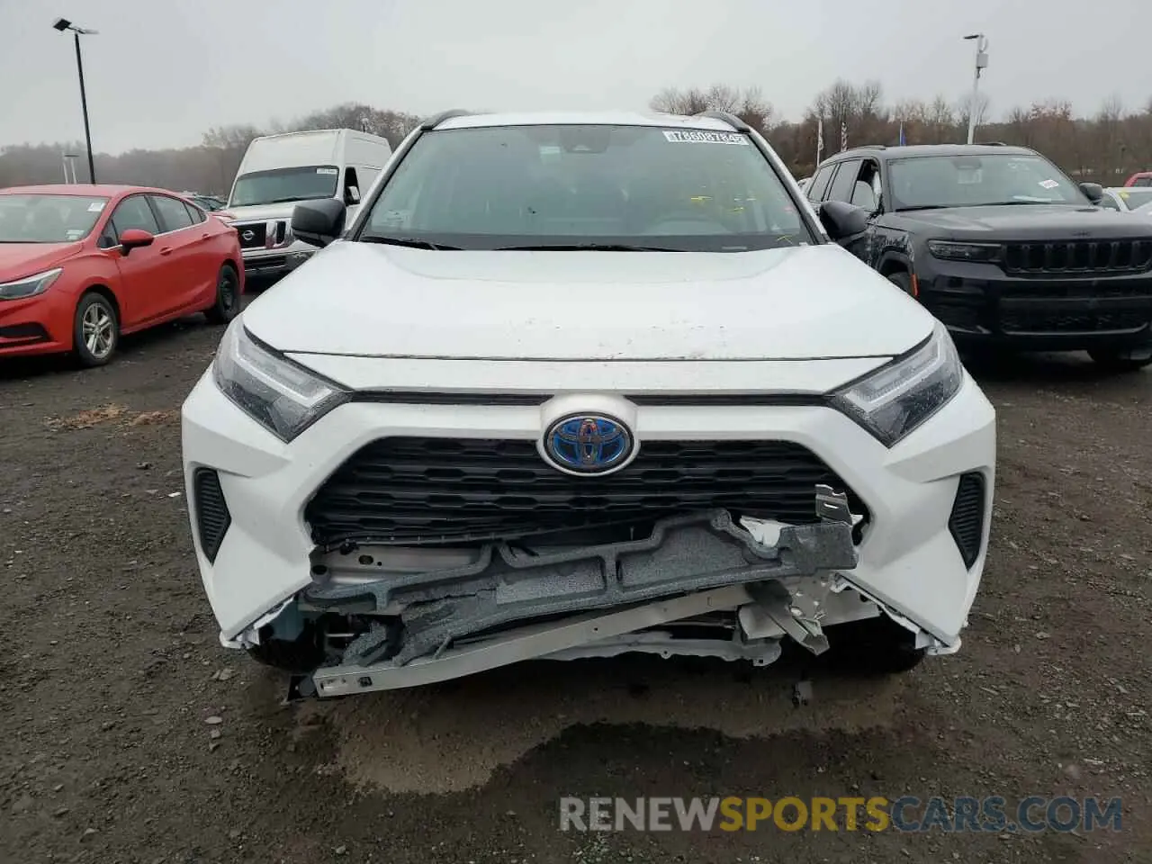 5 Photograph of a damaged car 4T3LWRFV5RU148219 TOYOTA RAV4 2024