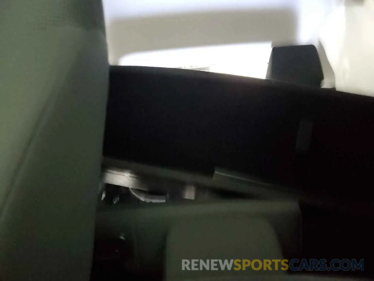 10 Photograph of a damaged car 4T3LWRFV7RU138601 TOYOTA RAV4 2024