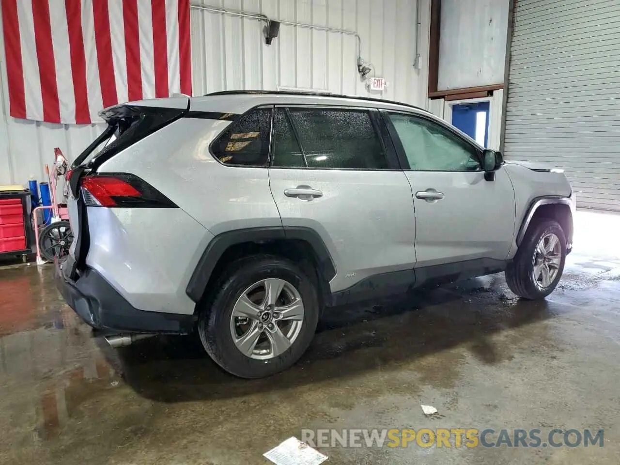 3 Photograph of a damaged car 4T3LWRFV7RU138601 TOYOTA RAV4 2024