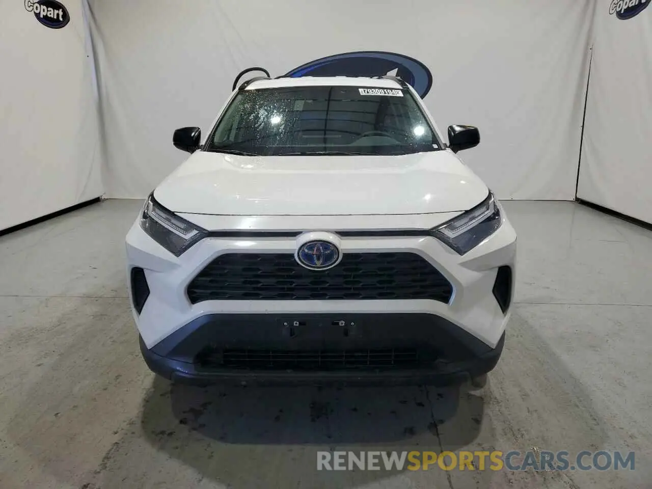 5 Photograph of a damaged car 4T3LWRFV7RU145175 TOYOTA RAV4 2024