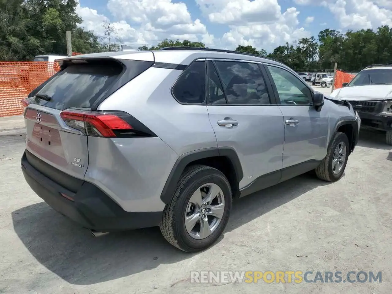 3 Photograph of a damaged car 4T3LWRFV7RU155608 TOYOTA RAV4 2024