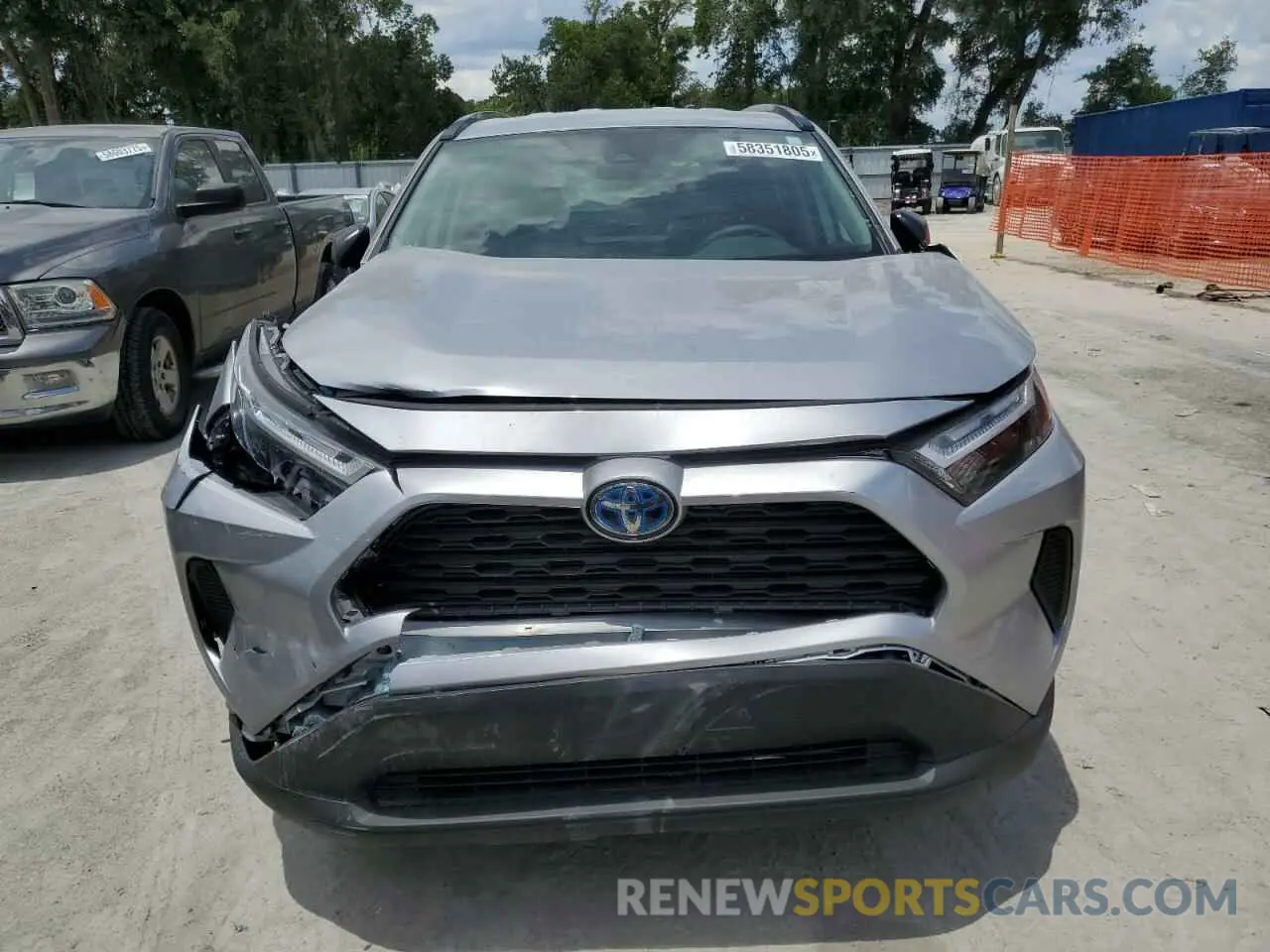 5 Photograph of a damaged car 4T3LWRFV7RU155608 TOYOTA RAV4 2024