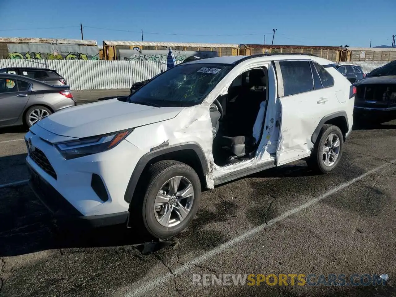 1 Photograph of a damaged car 4T3LWRFV9RU124599 TOYOTA RAV4 2024