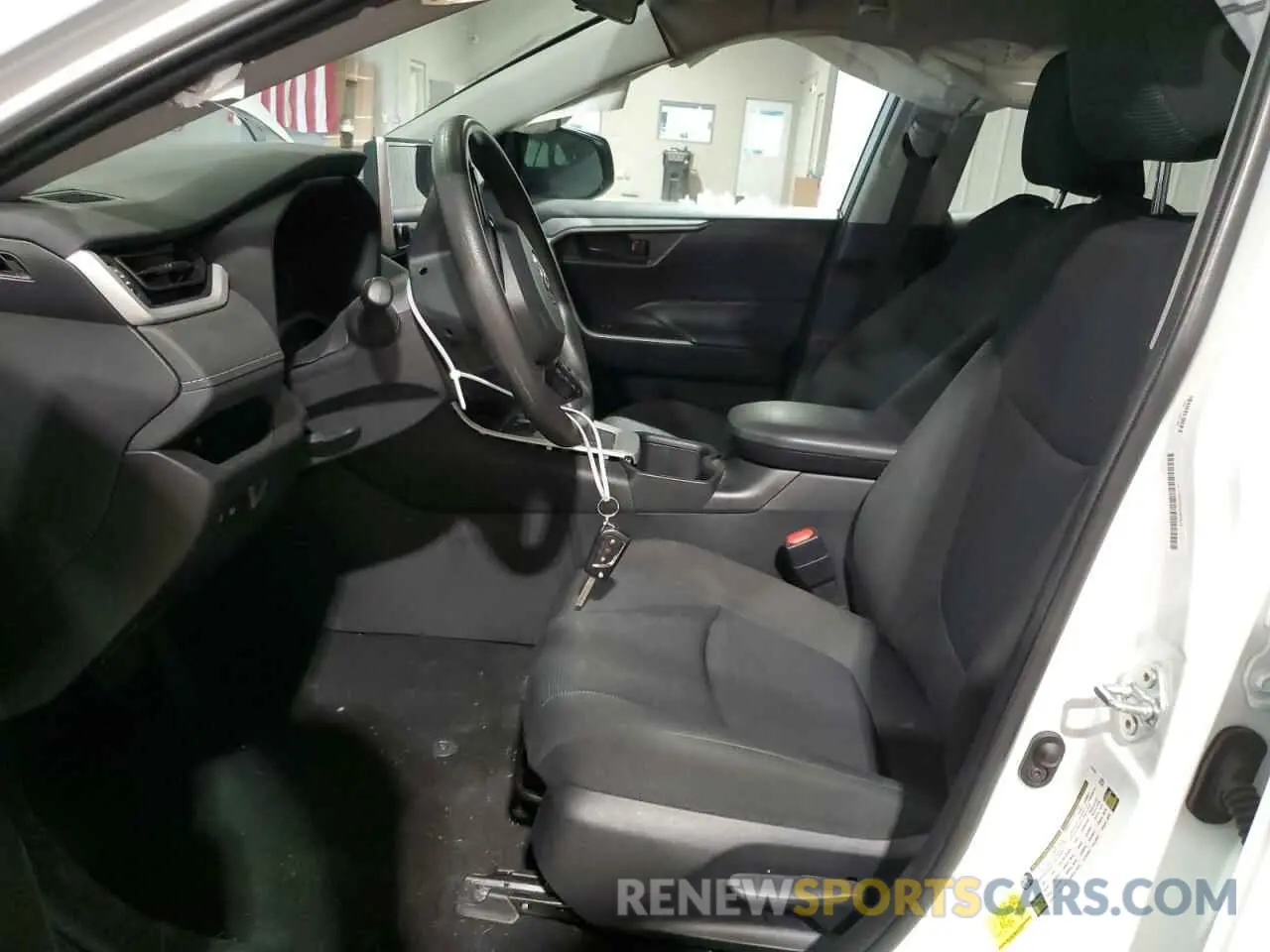 7 Photograph of a damaged car 4T3LWRFVXRU123817 TOYOTA RAV4 2024
