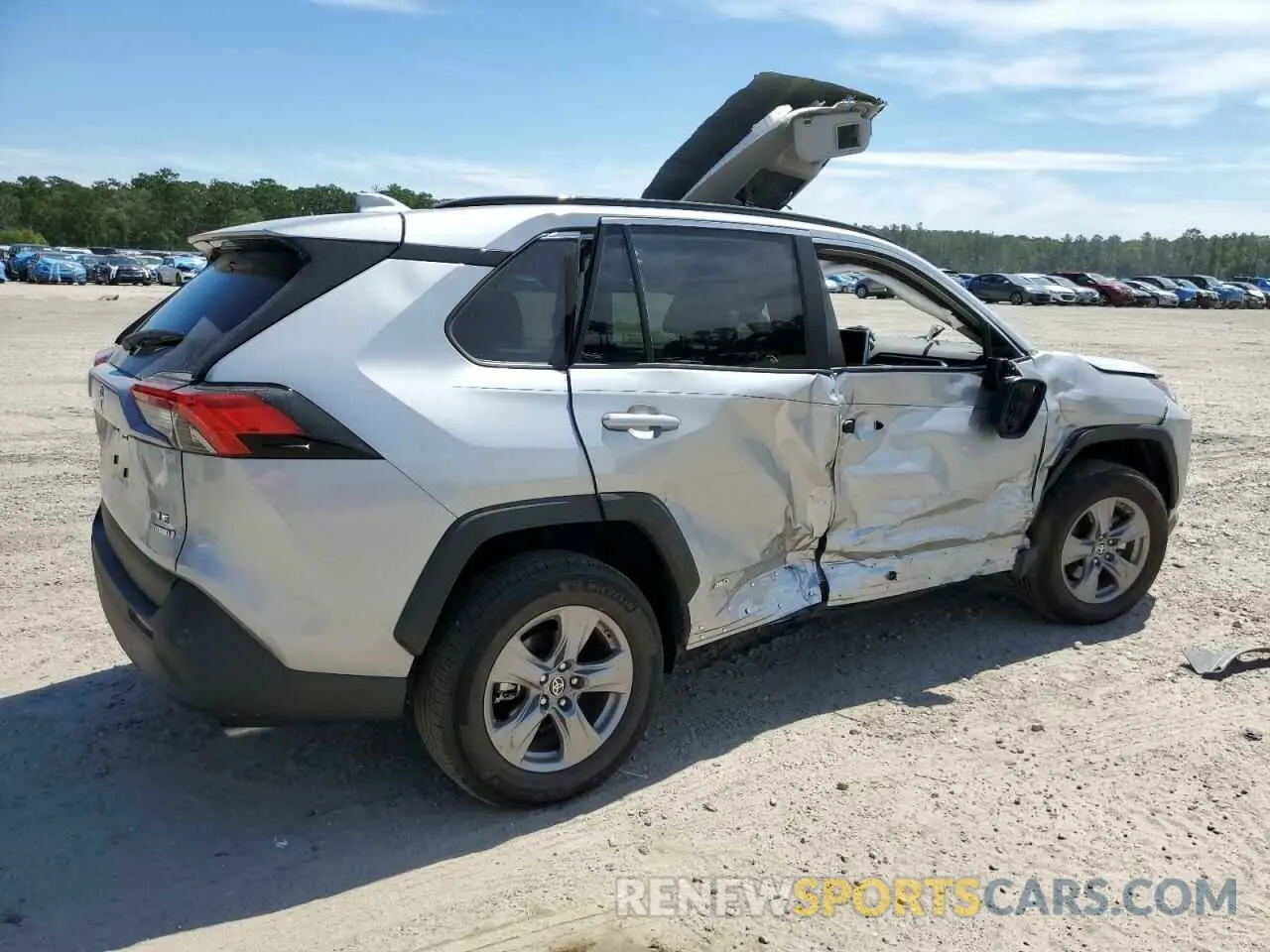 3 Photograph of a damaged car 4T3LWRFVXRU125647 TOYOTA RAV4 2024