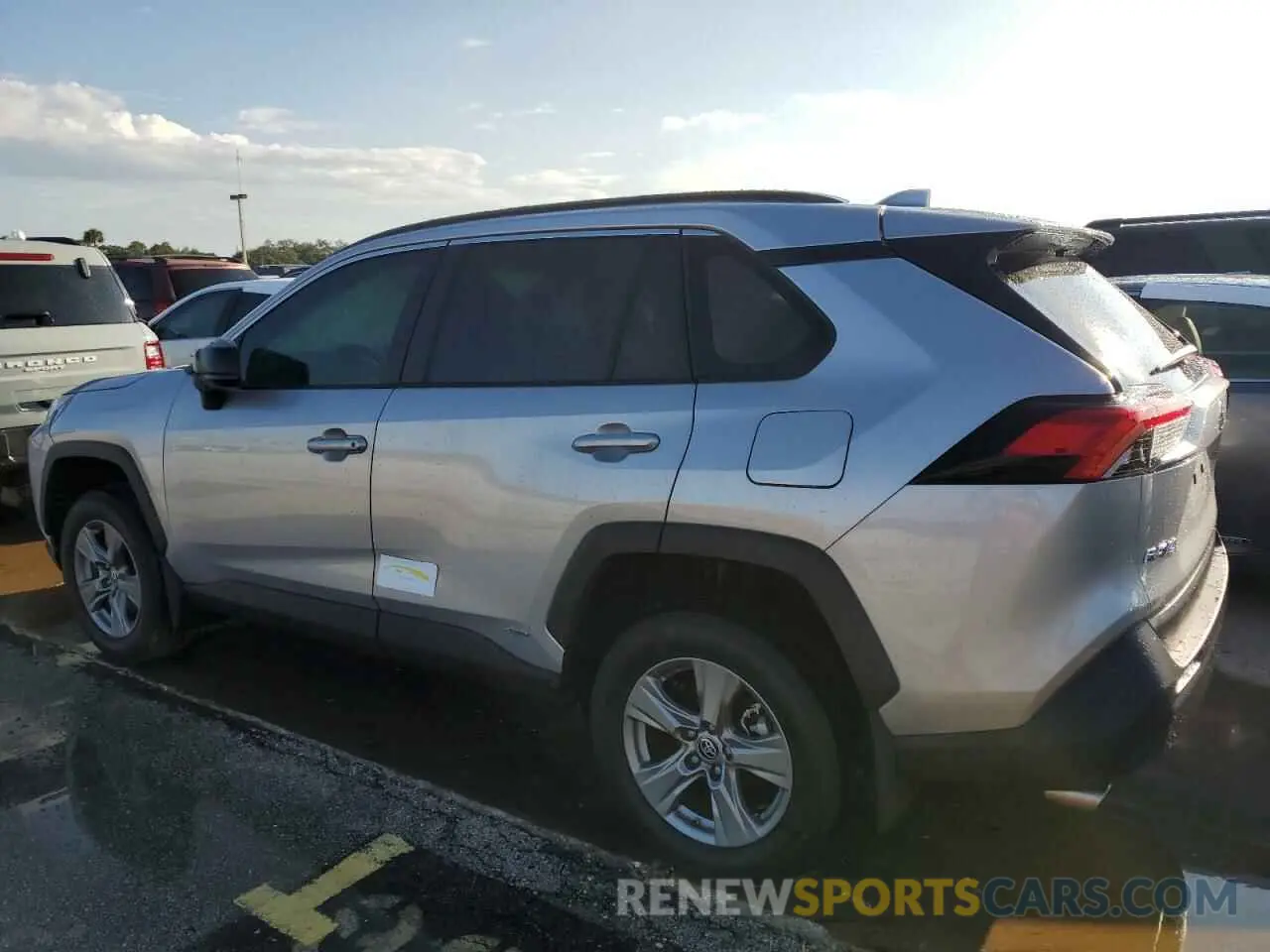 2 Photograph of a damaged car 4T3LWRFVXRU127592 TOYOTA RAV4 2024