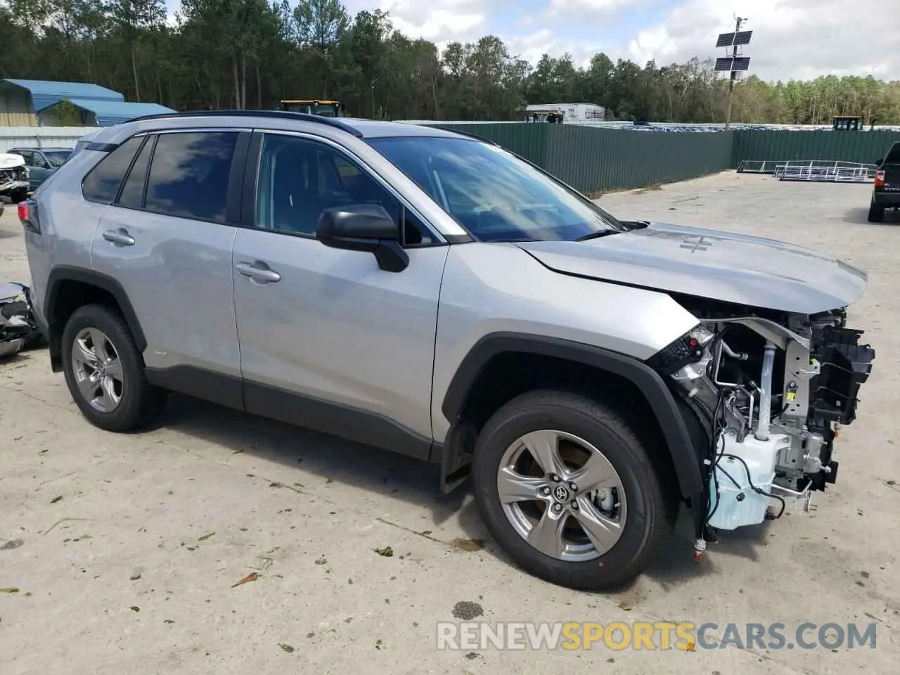 4 Photograph of a damaged car 4T3LWRFVXRU139712 TOYOTA RAV4 2024