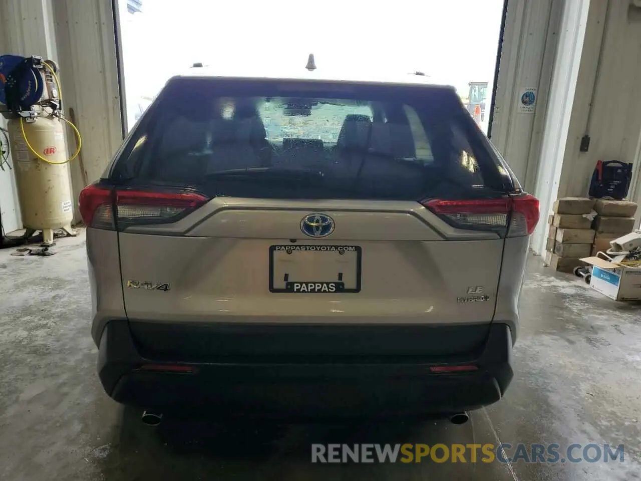 6 Photograph of a damaged car 4T3MWRFV0RU122857 TOYOTA RAV4 2024