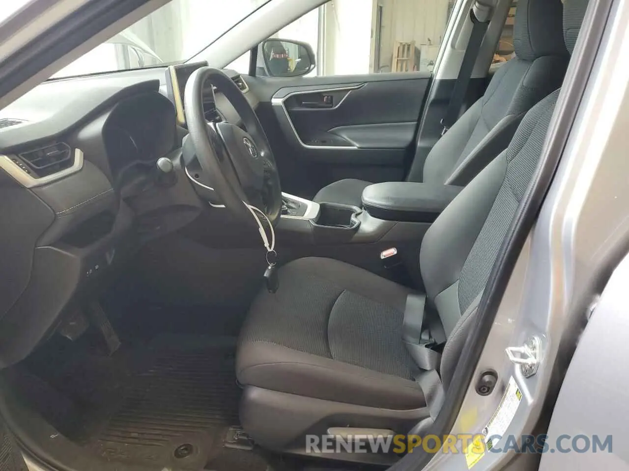 7 Photograph of a damaged car 4T3MWRFV0RU122857 TOYOTA RAV4 2024