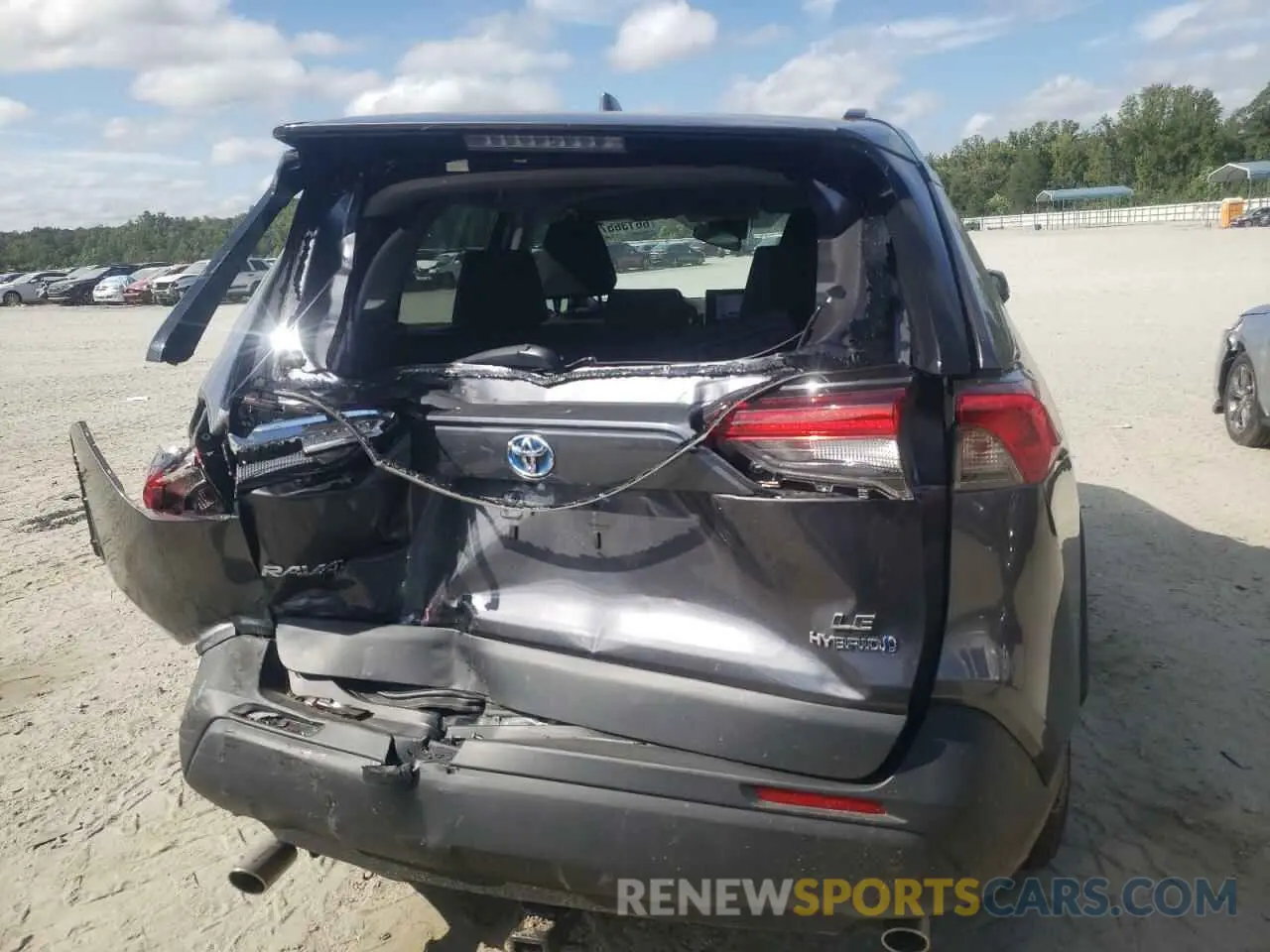 6 Photograph of a damaged car 4T3MWRFV2RU134976 TOYOTA RAV4 2024