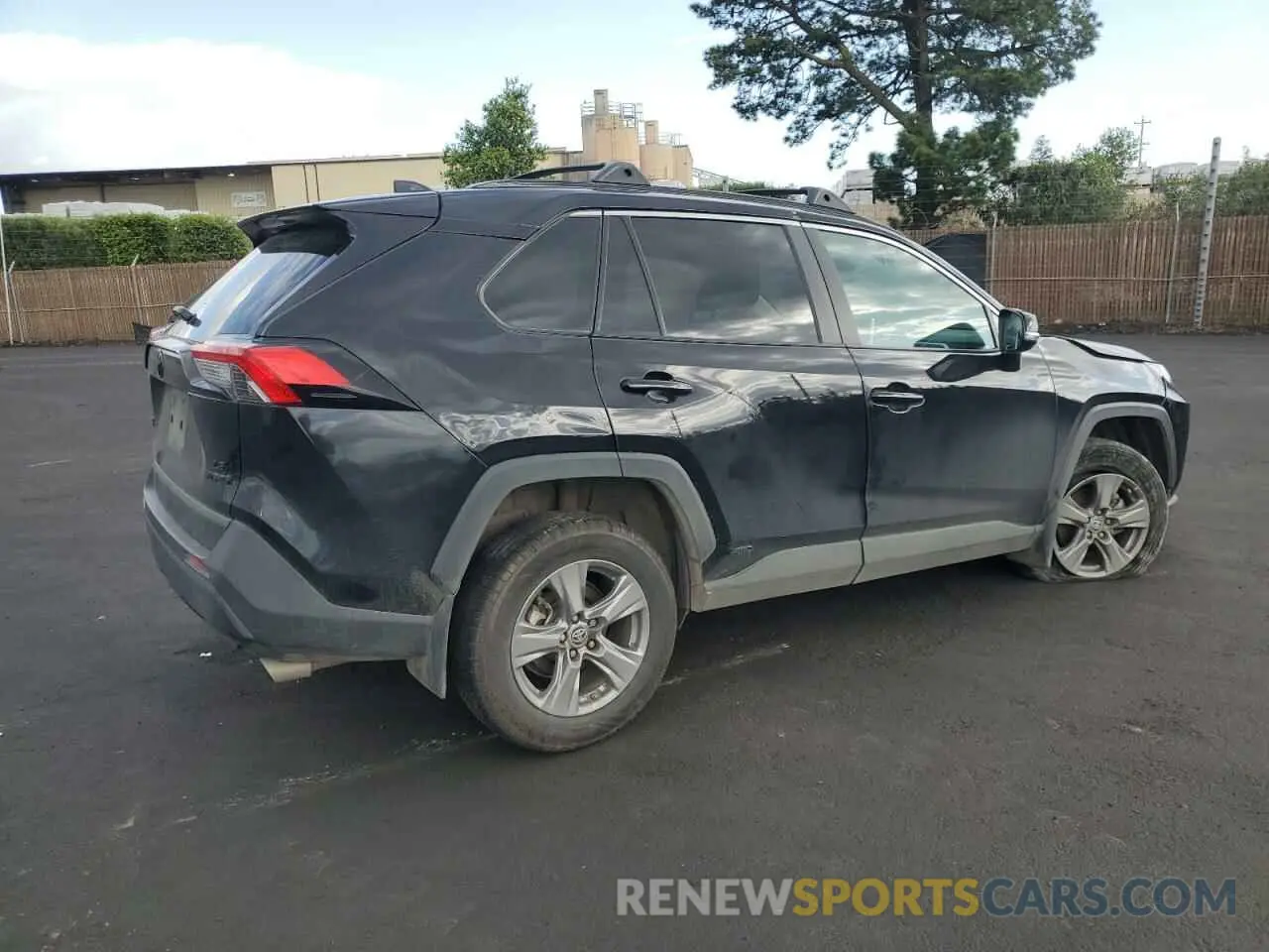 3 Photograph of a damaged car 4T3MWRFV7RU136951 TOYOTA RAV4 2024