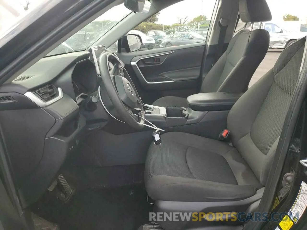 7 Photograph of a damaged car 4T3MWRFV7RU136951 TOYOTA RAV4 2024