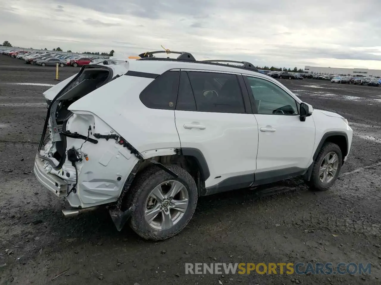 3 Photograph of a damaged car 4T3MWRFV8RU139809 TOYOTA RAV4 2024