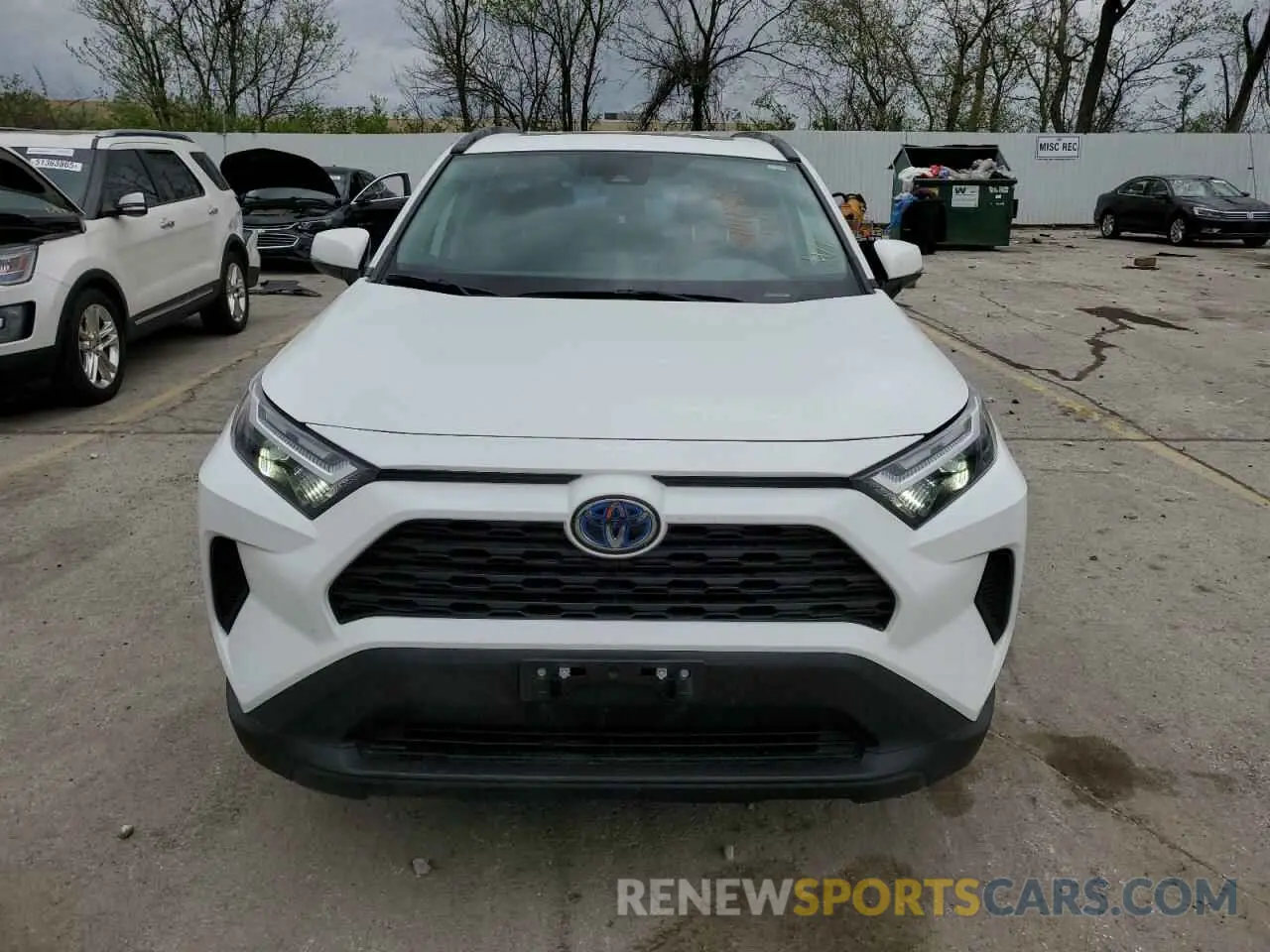 5 Photograph of a damaged car 4T3RWRFV0RU130883 TOYOTA RAV4 2024
