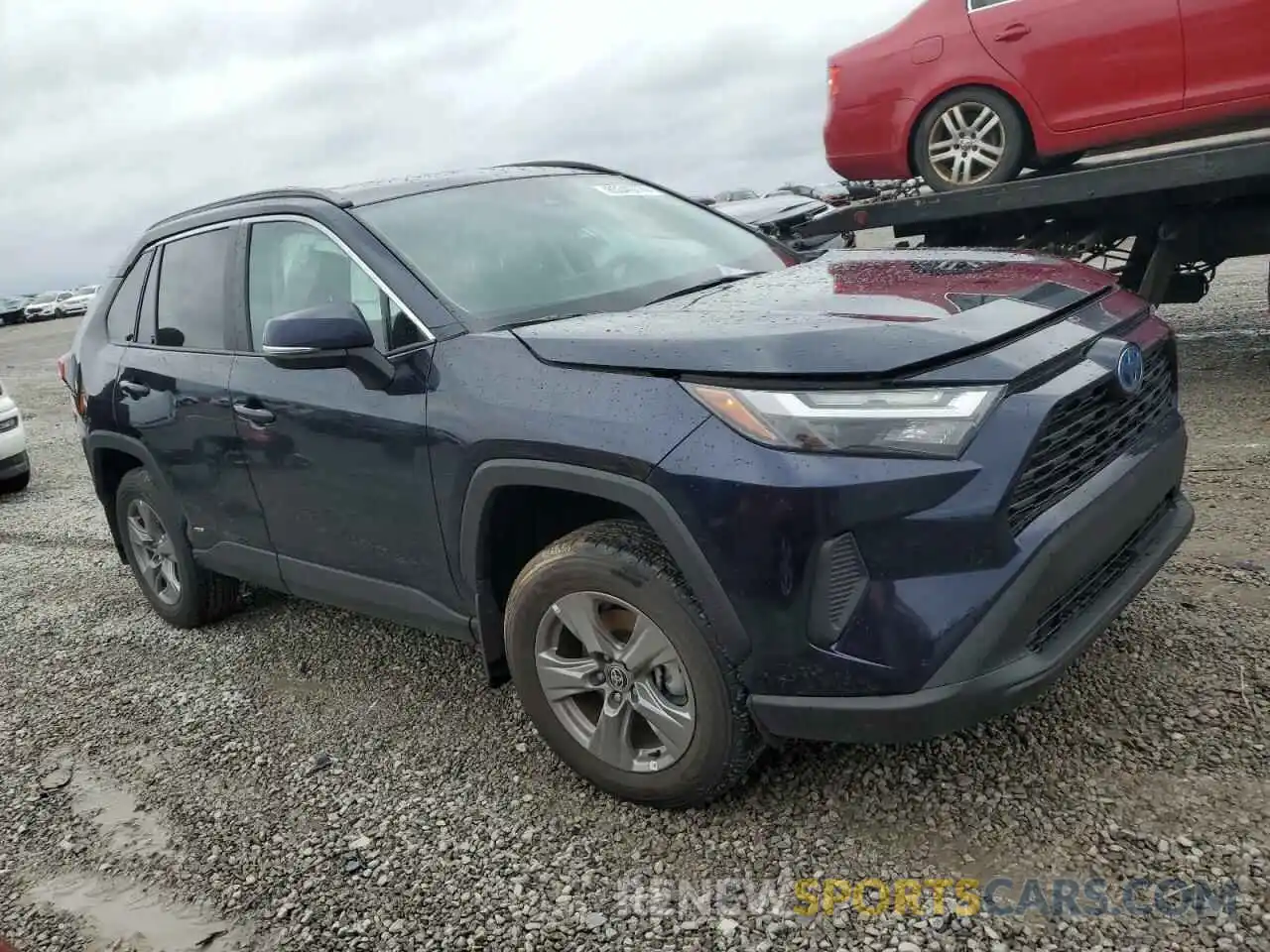 4 Photograph of a damaged car 4T3RWRFV0RU163527 TOYOTA RAV4 2024