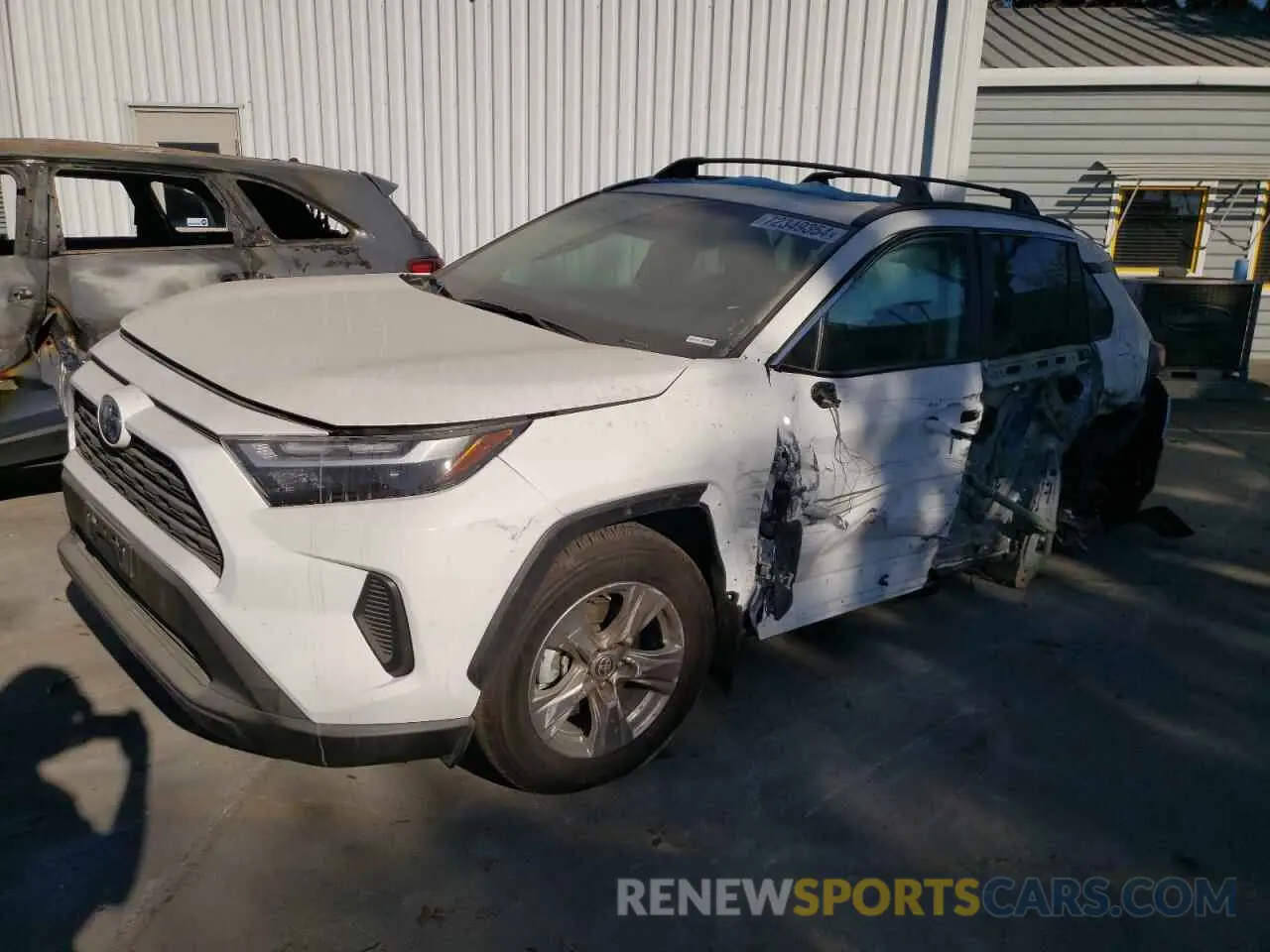 1 Photograph of a damaged car 4T3RWRFV1RU138362 TOYOTA RAV4 2024