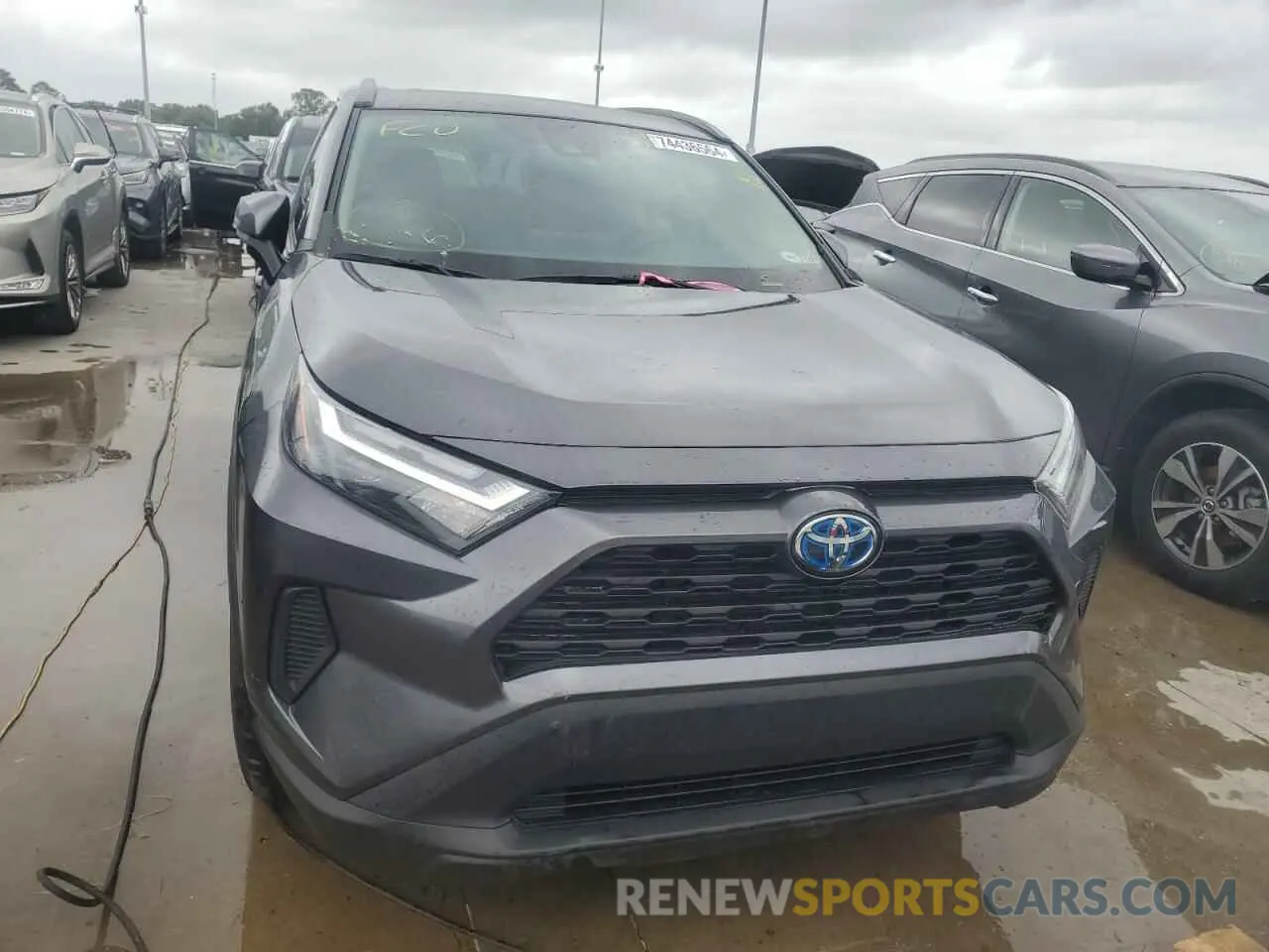 5 Photograph of a damaged car 4T3RWRFV3RU134720 TOYOTA RAV4 2024