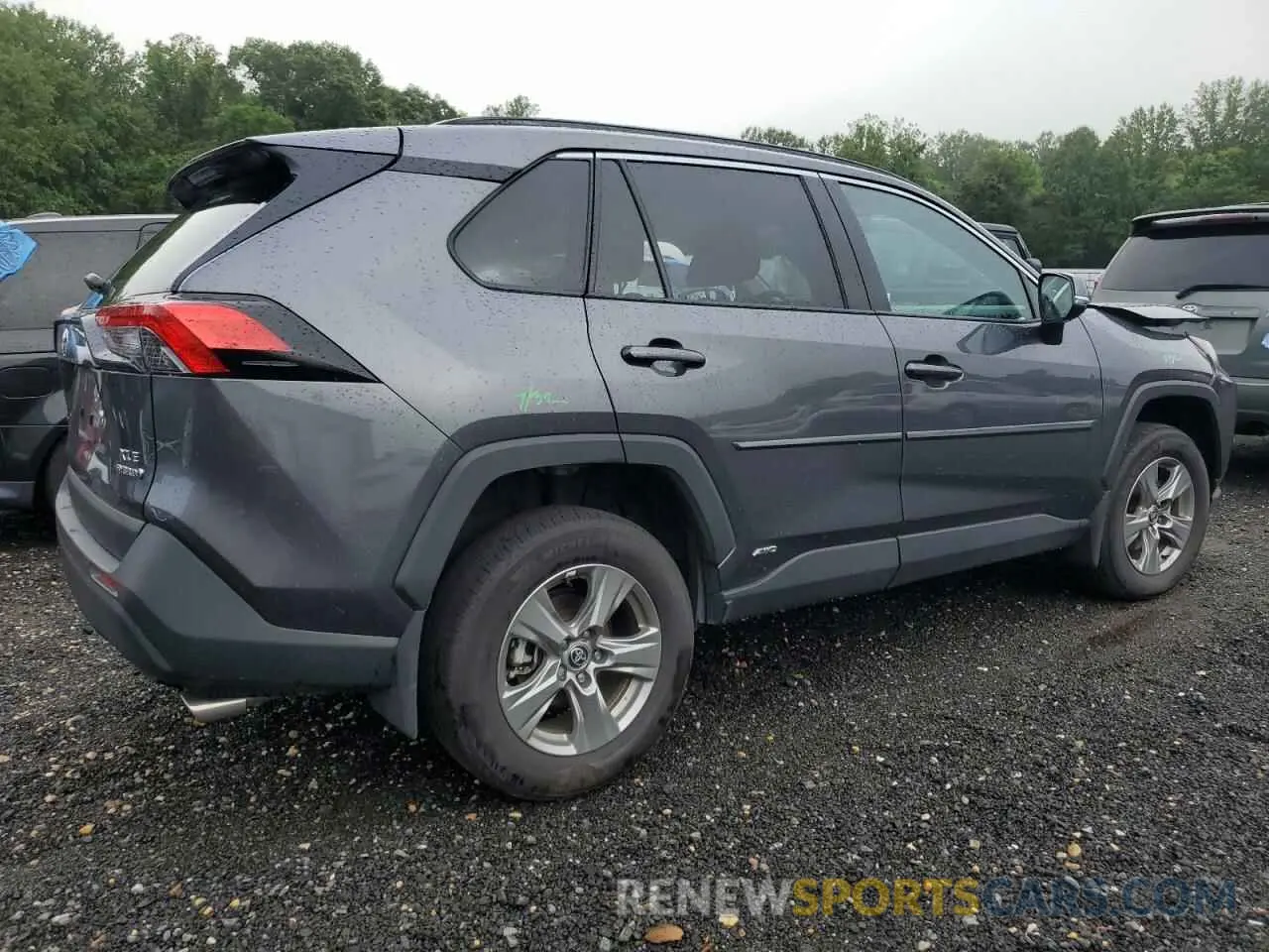 3 Photograph of a damaged car 4T3RWRFV3RU145782 TOYOTA RAV4 2024