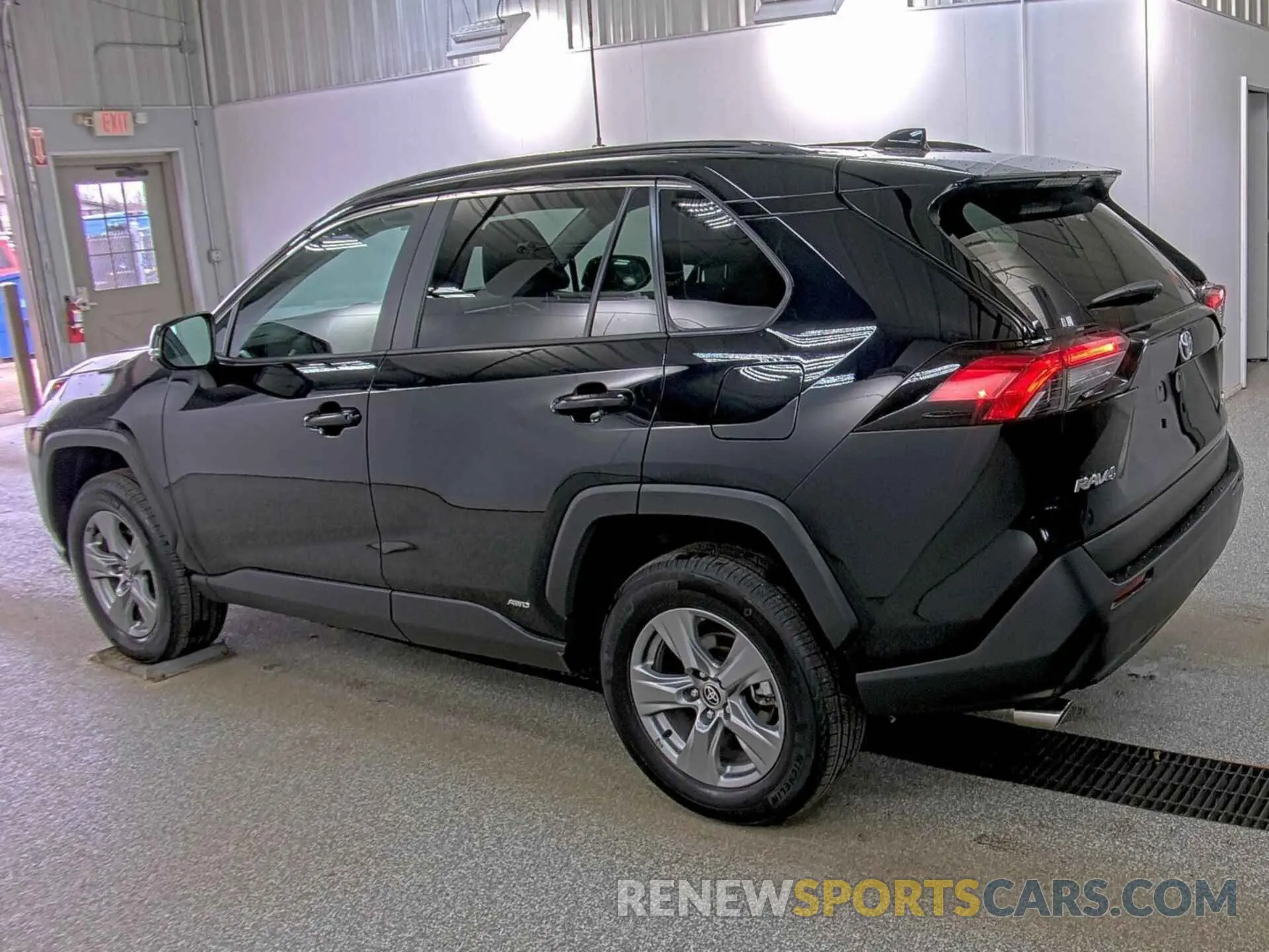 11 Photograph of a damaged car 4T3RWRFV3RU149623 TOYOTA RAV4 2024