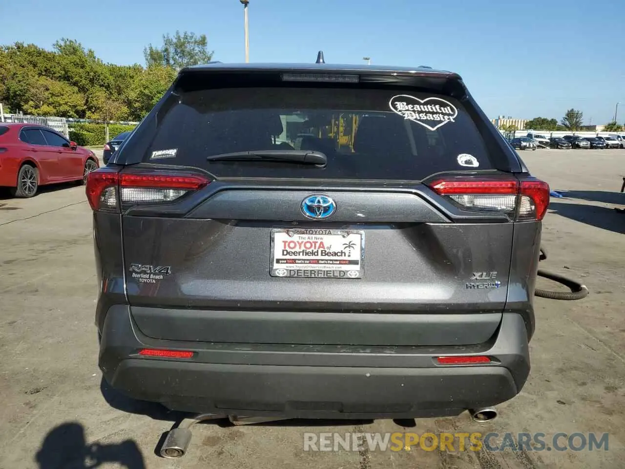 6 Photograph of a damaged car 4T3RWRFV4RU111351 TOYOTA RAV4 2024
