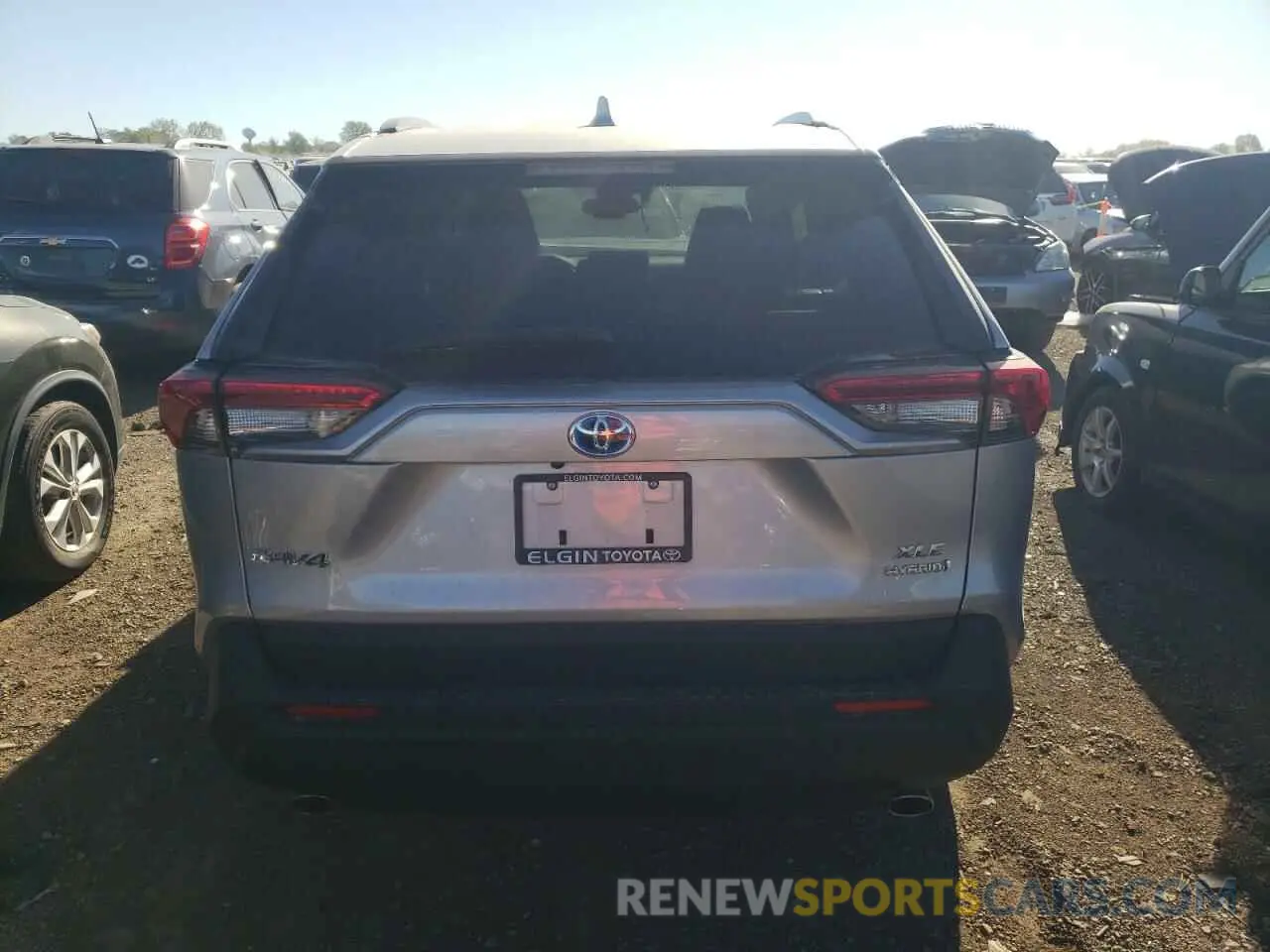 6 Photograph of a damaged car 4T3RWRFV4RU135620 TOYOTA RAV4 2024
