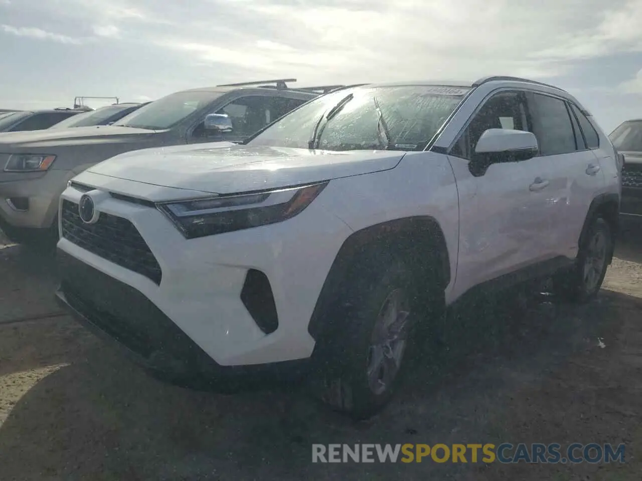 1 Photograph of a damaged car 4T3RWRFV4RU154829 TOYOTA RAV4 2024