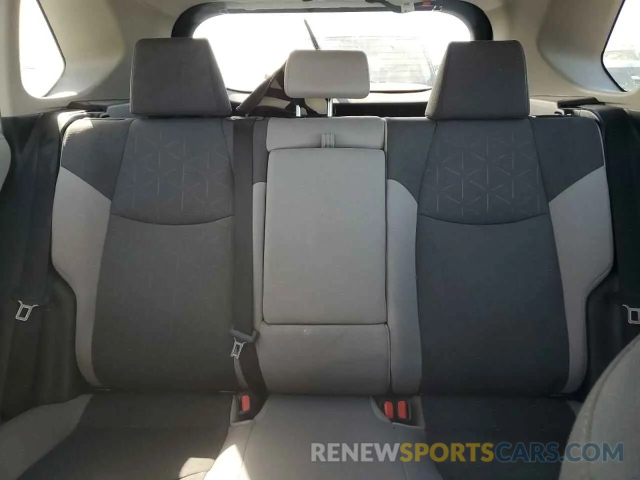 10 Photograph of a damaged car 4T3RWRFV4RU154829 TOYOTA RAV4 2024