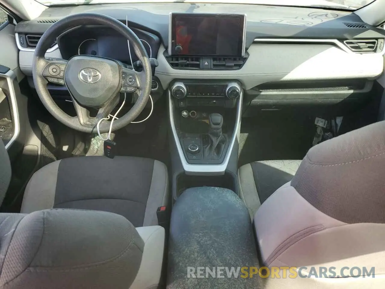 8 Photograph of a damaged car 4T3RWRFV4RU154829 TOYOTA RAV4 2024