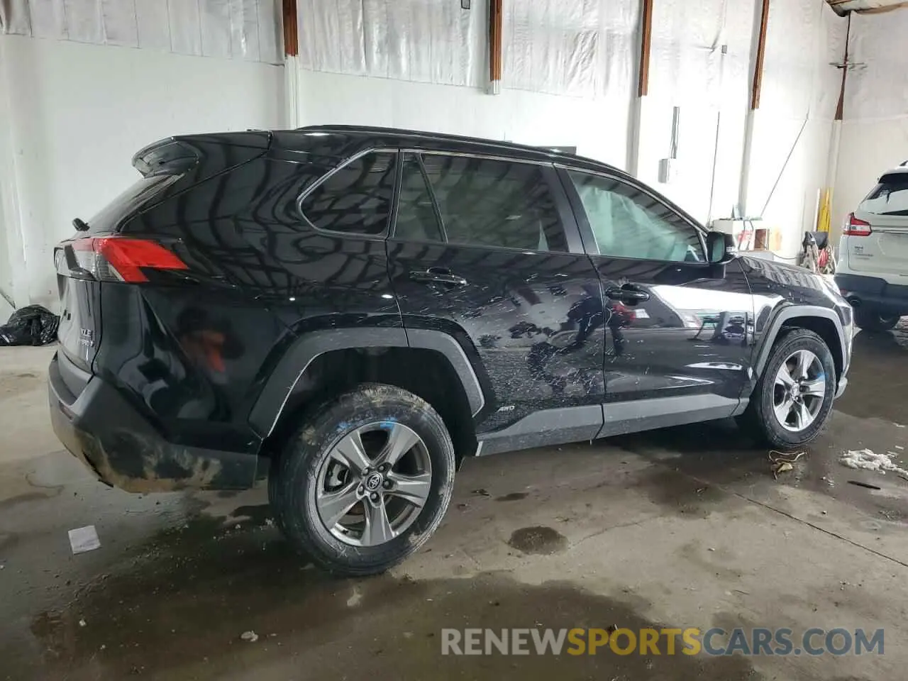 3 Photograph of a damaged car 4T3RWRFV5RU136890 TOYOTA RAV4 2024