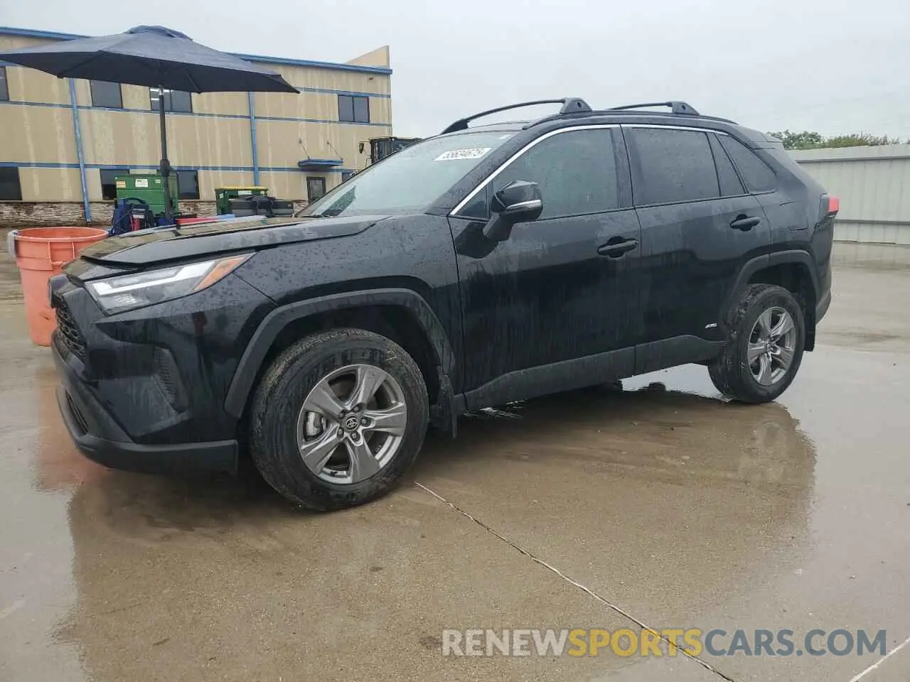 1 Photograph of a damaged car 4T3RWRFV6RU136736 TOYOTA RAV4 2024