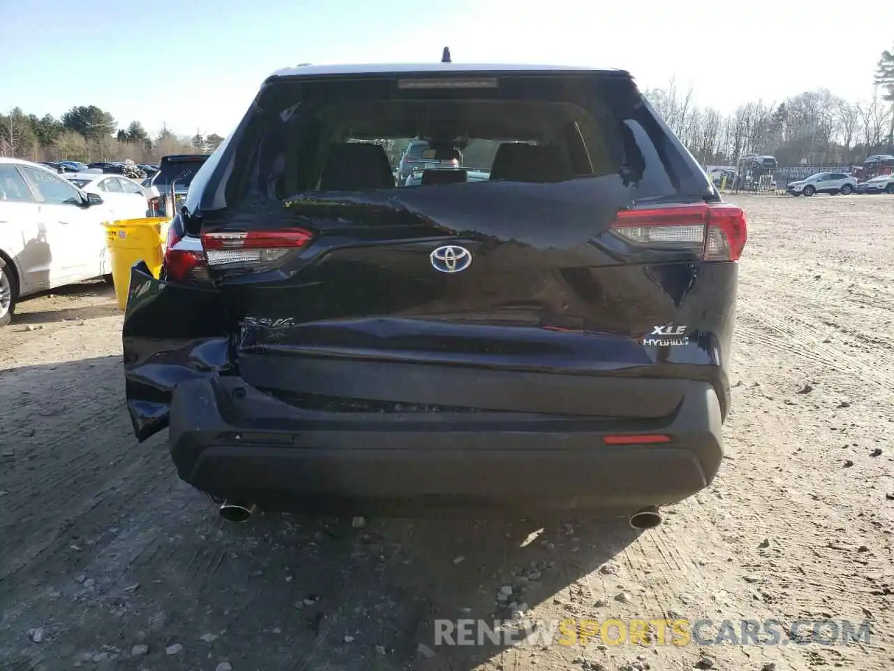 6 Photograph of a damaged car 4T3RWRFV6RU152970 TOYOTA RAV4 2024