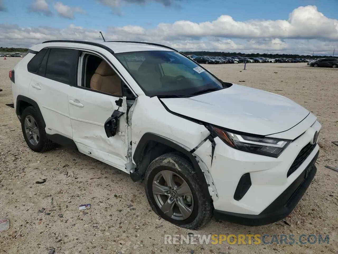4 Photograph of a damaged car 4T3RWRFV7RU121307 TOYOTA RAV4 2024