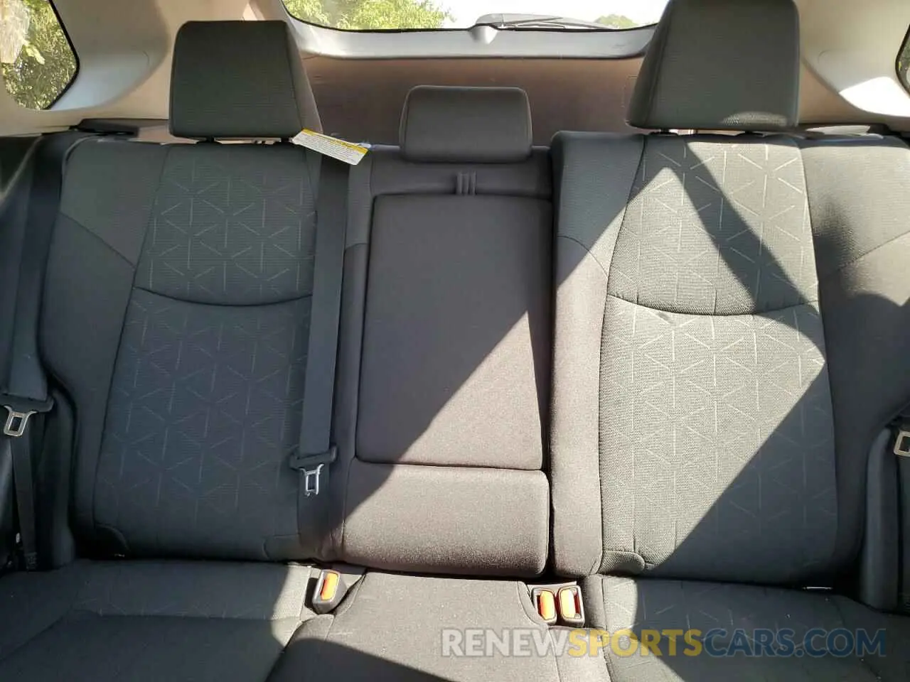 10 Photograph of a damaged car 4T3RWRFV7RU123770 TOYOTA RAV4 2024