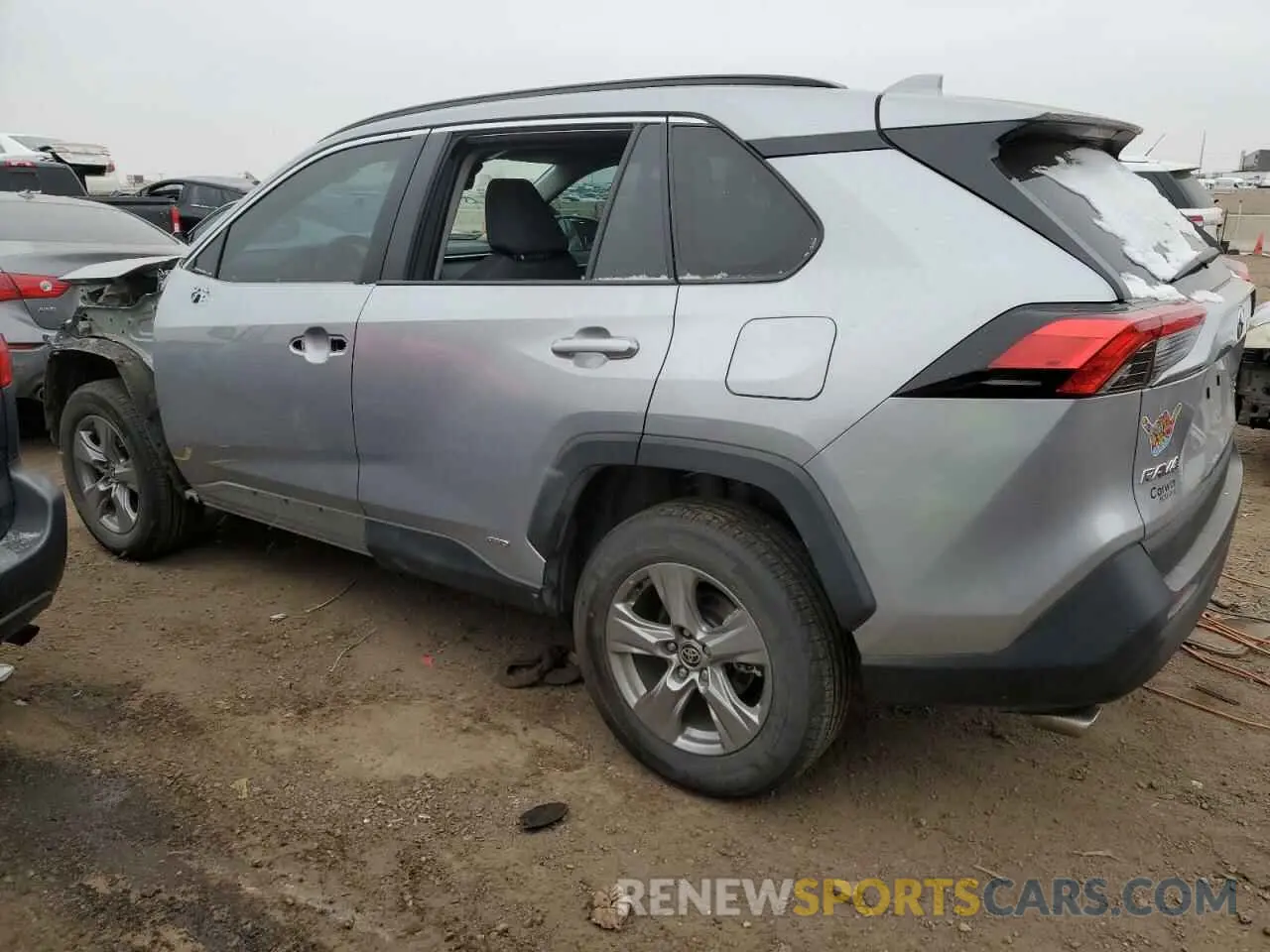 2 Photograph of a damaged car 4T3RWRFV8RU122157 TOYOTA RAV4 2024