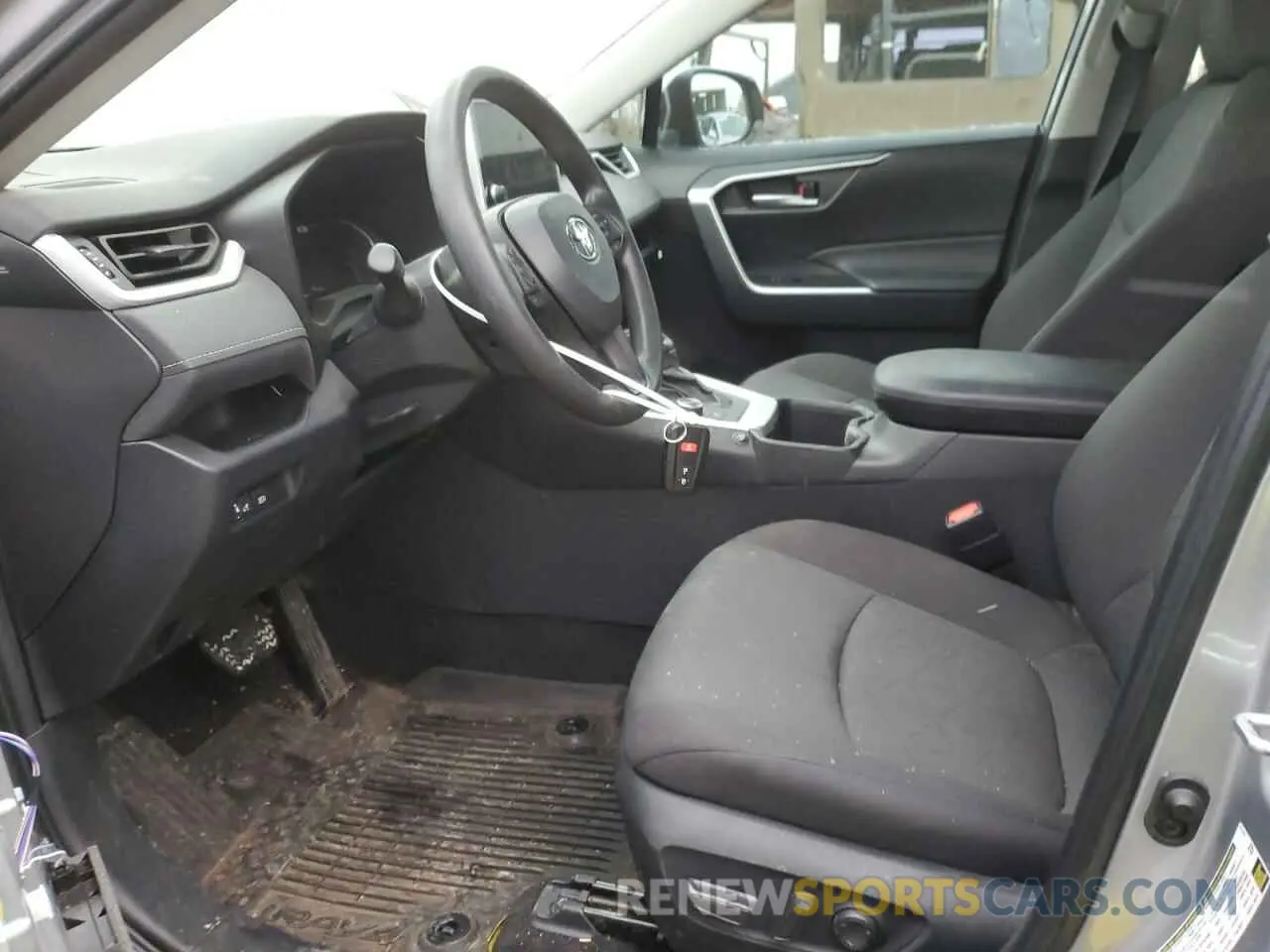 7 Photograph of a damaged car 4T3RWRFV8RU122157 TOYOTA RAV4 2024