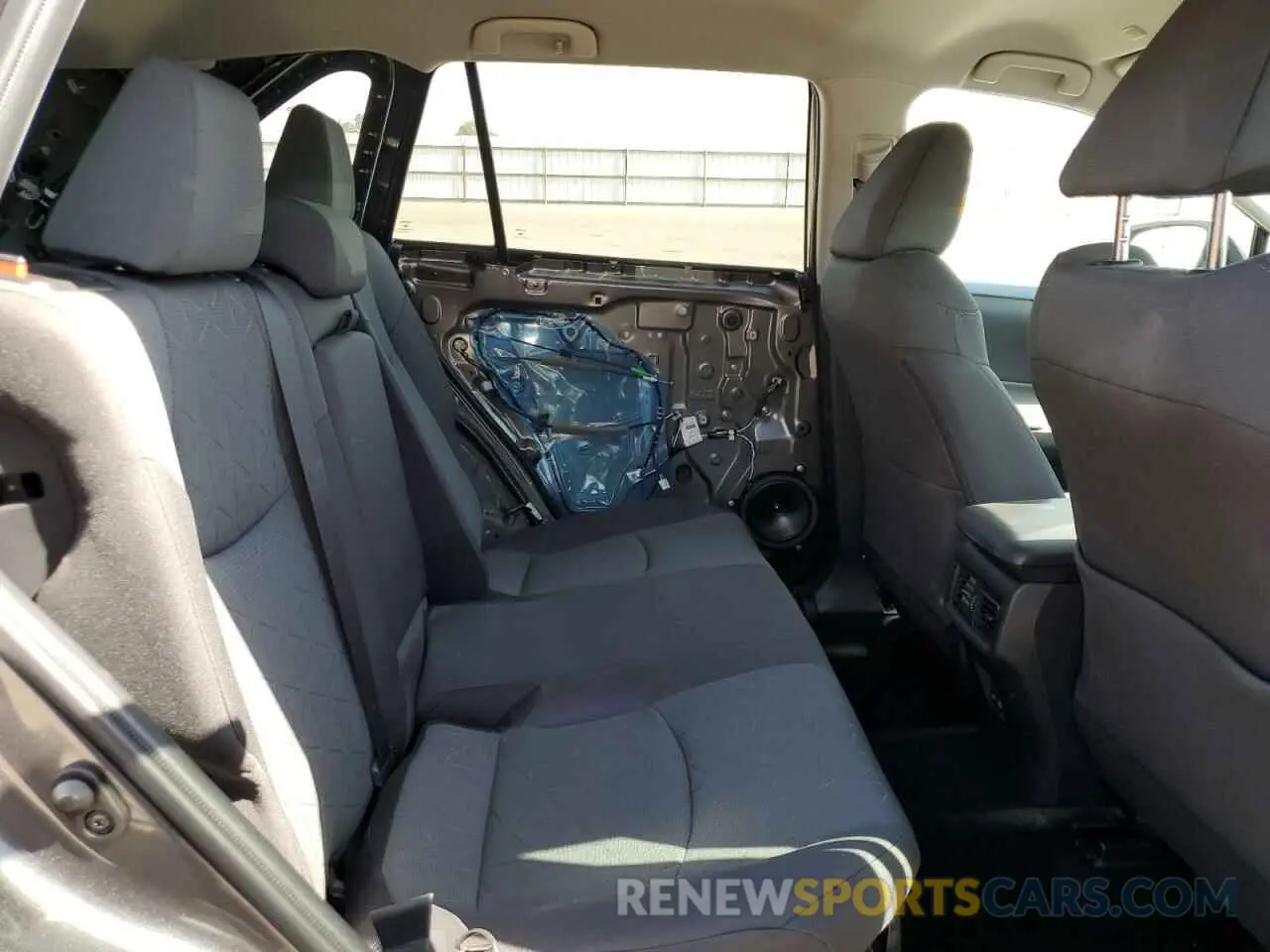 11 Photograph of a damaged car 4T3RWRFV9RU143616 TOYOTA RAV4 2024