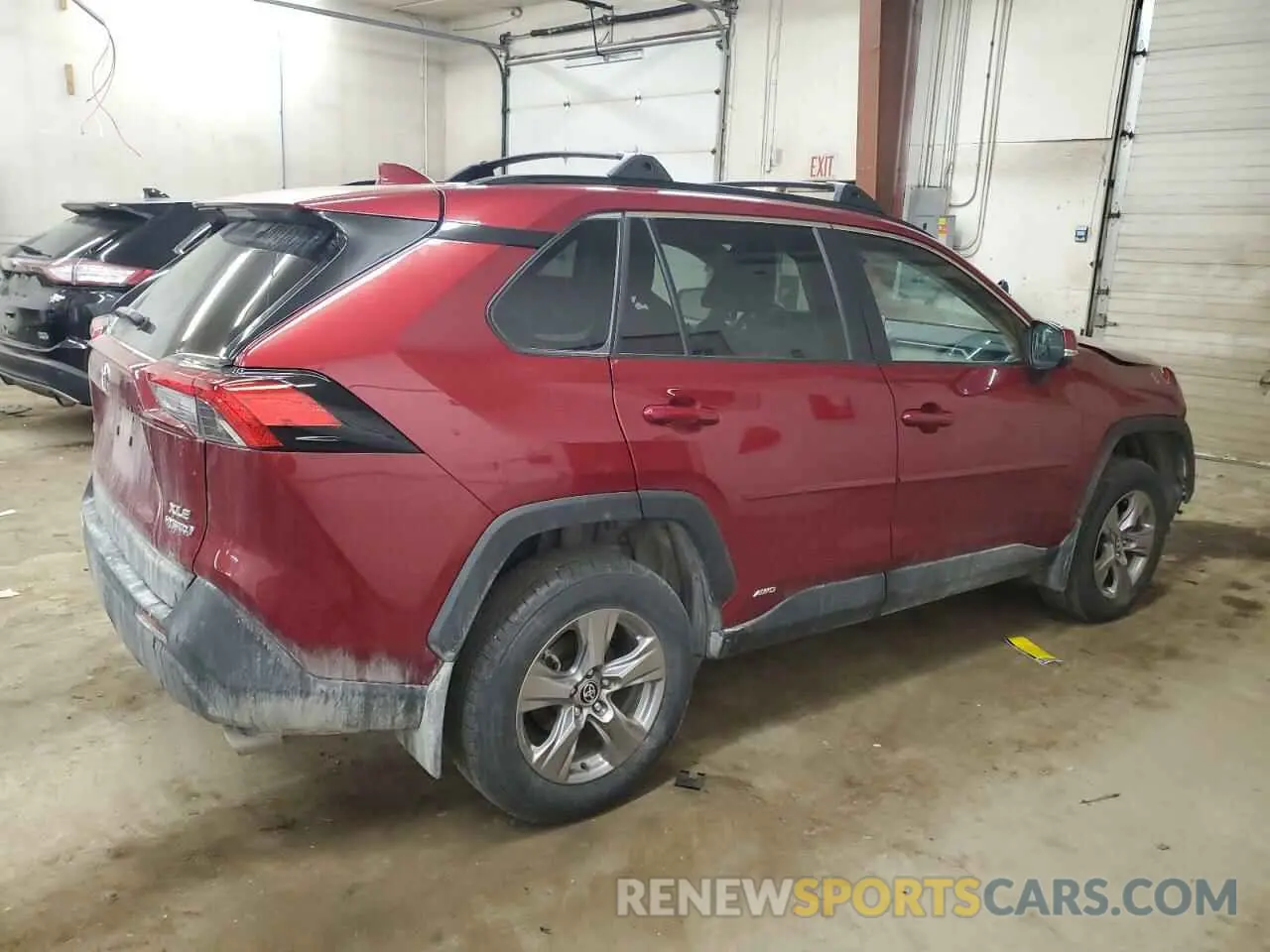 3 Photograph of a damaged car 4T3RWRFVXRU118353 TOYOTA RAV4 2024