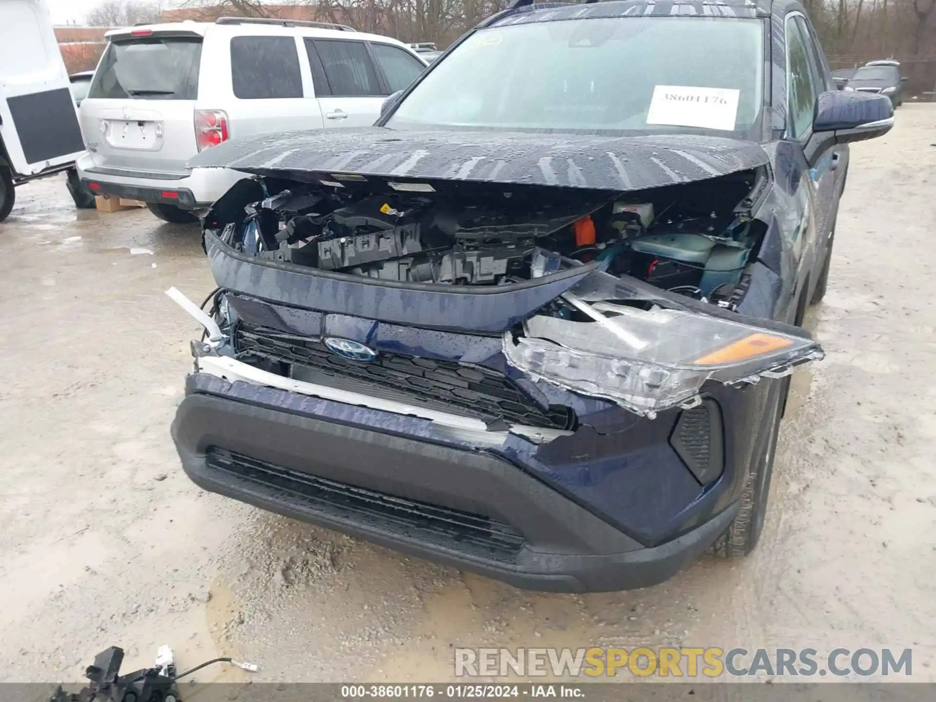 6 Photograph of a damaged car 4T3RWRFVXRU123617 TOYOTA RAV4 2024