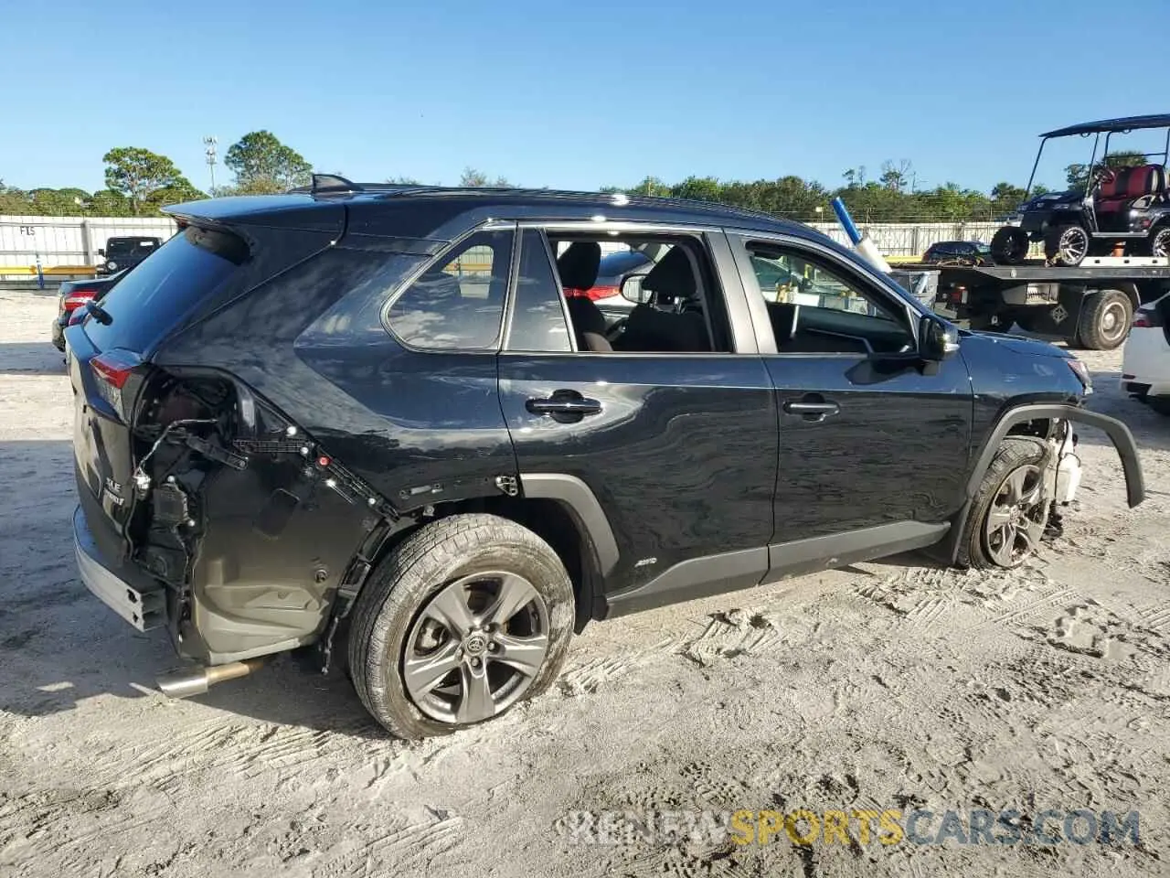 3 Photograph of a damaged car 4T3RWRFVXRU134522 TOYOTA RAV4 2024