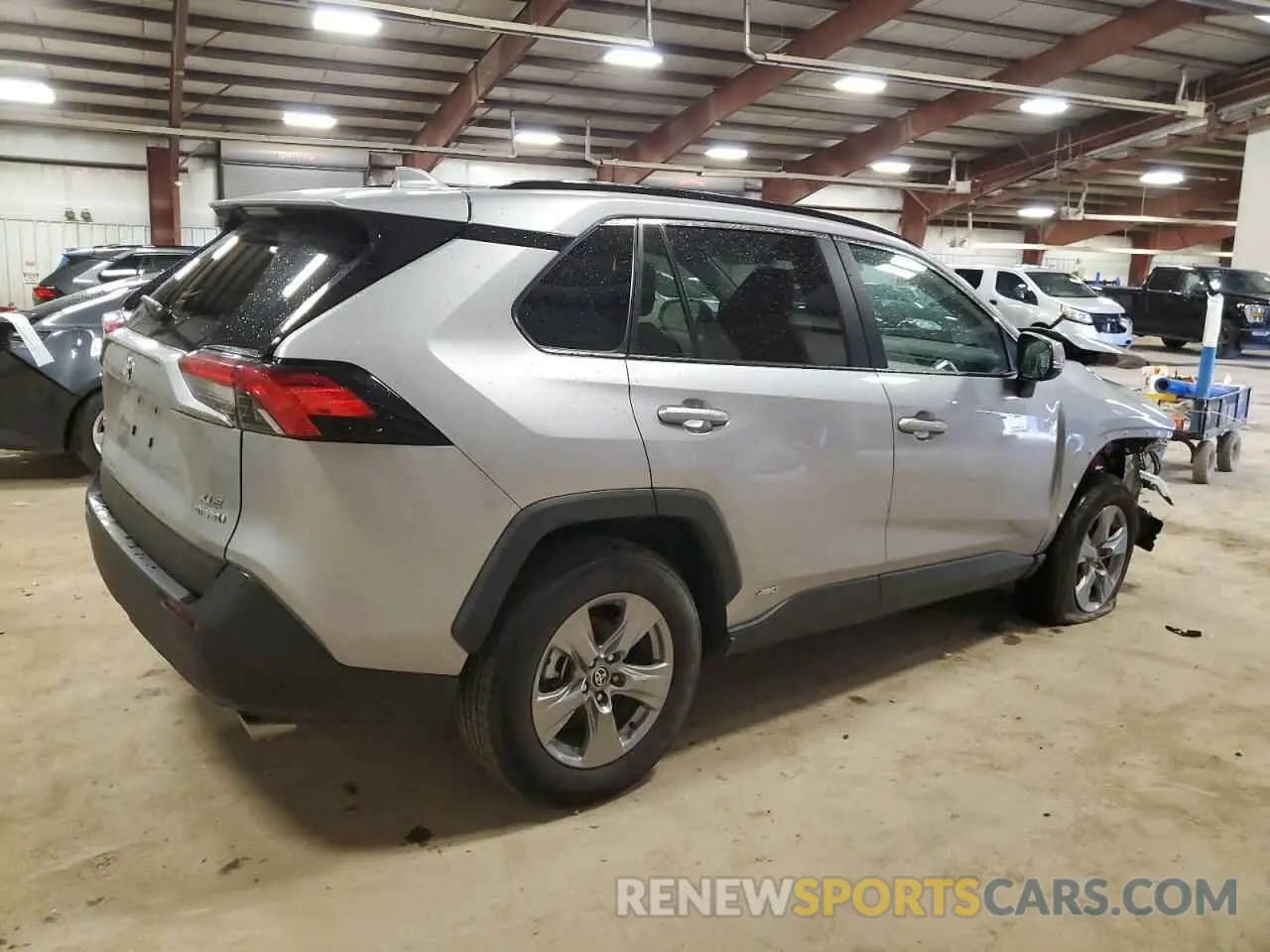 3 Photograph of a damaged car 4T3RWRFVXRU145858 TOYOTA RAV4 2024